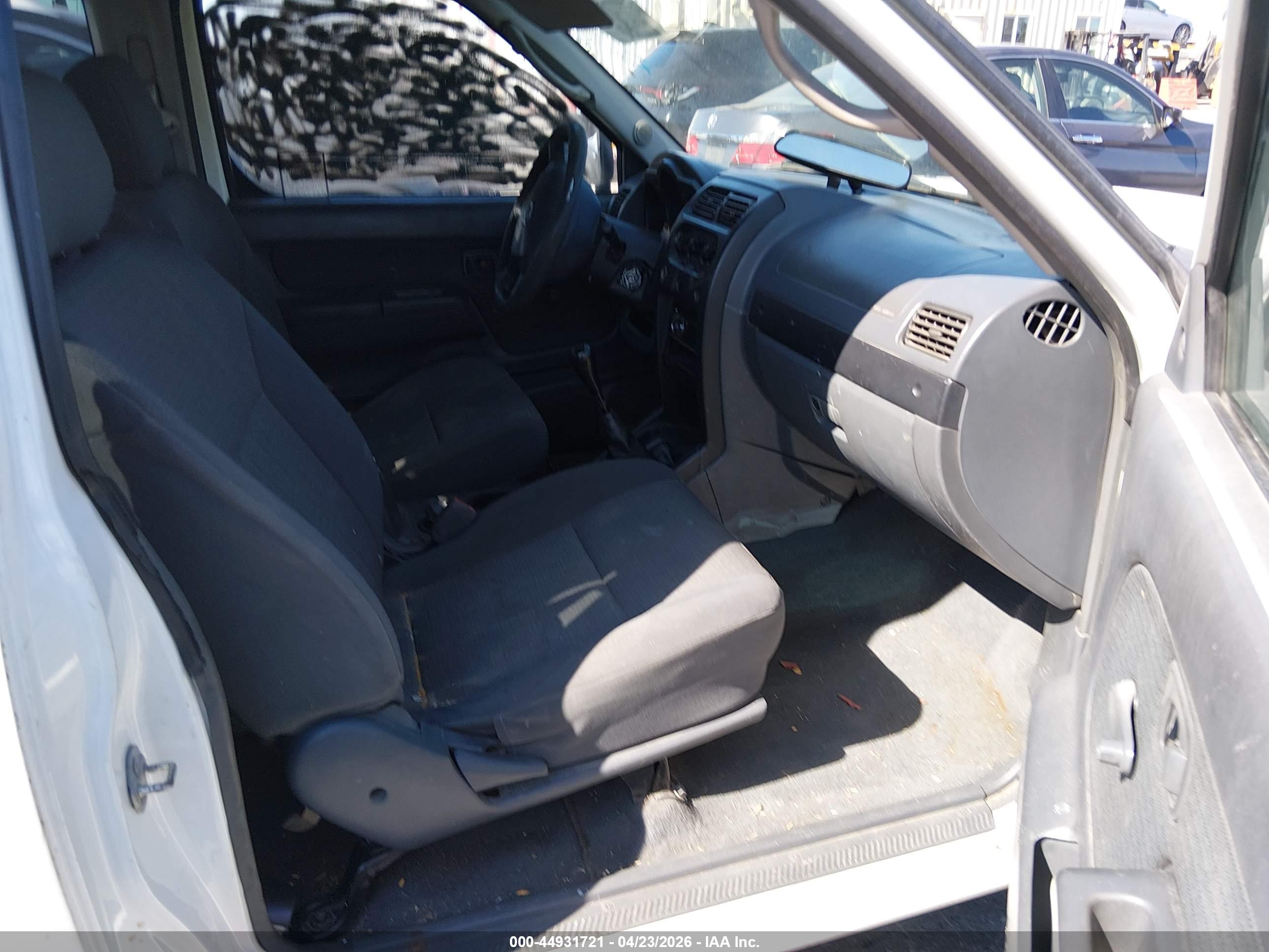 NISSAN FRONTIER image 5
