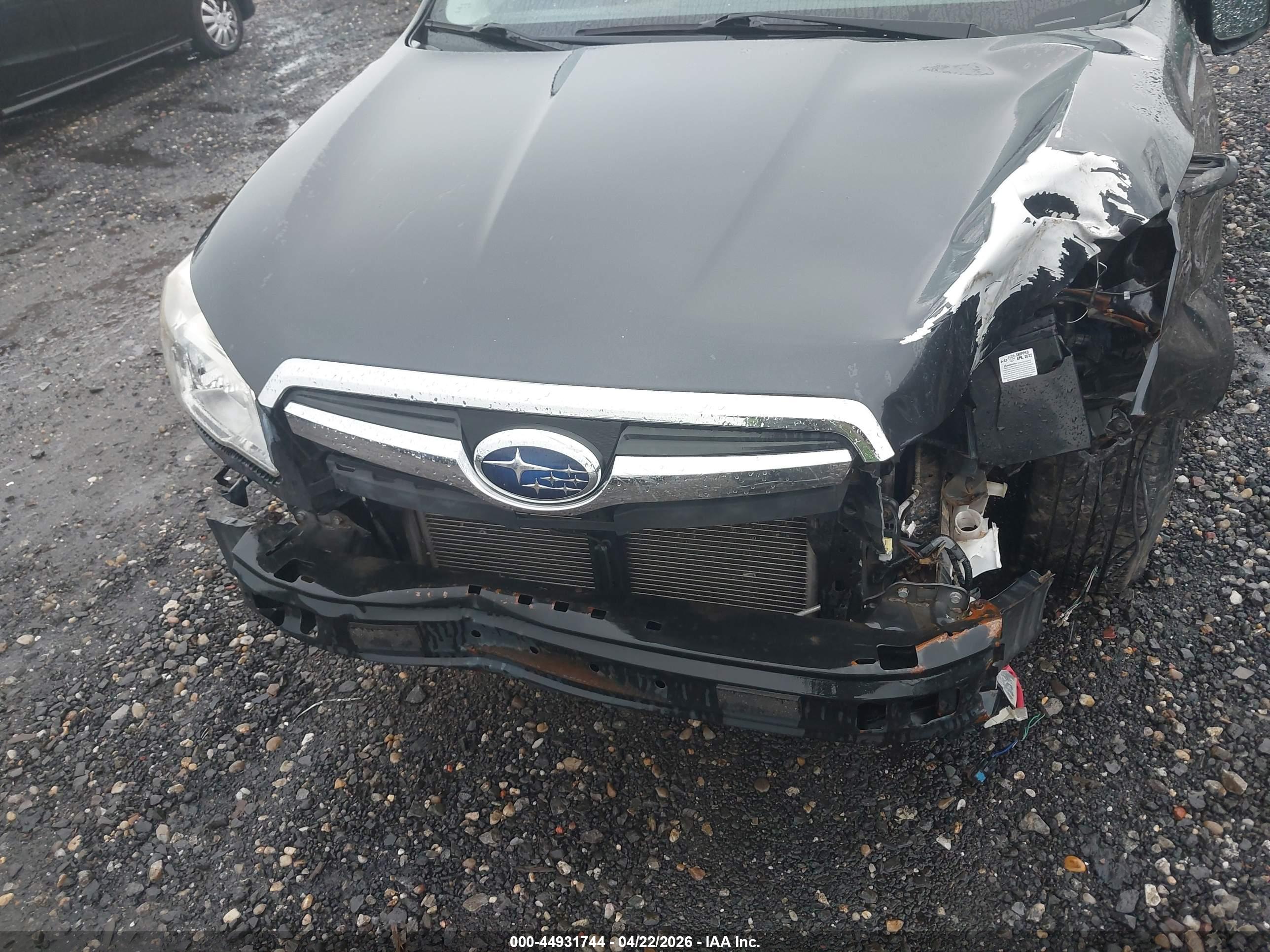 SUBARU FORESTER image 6