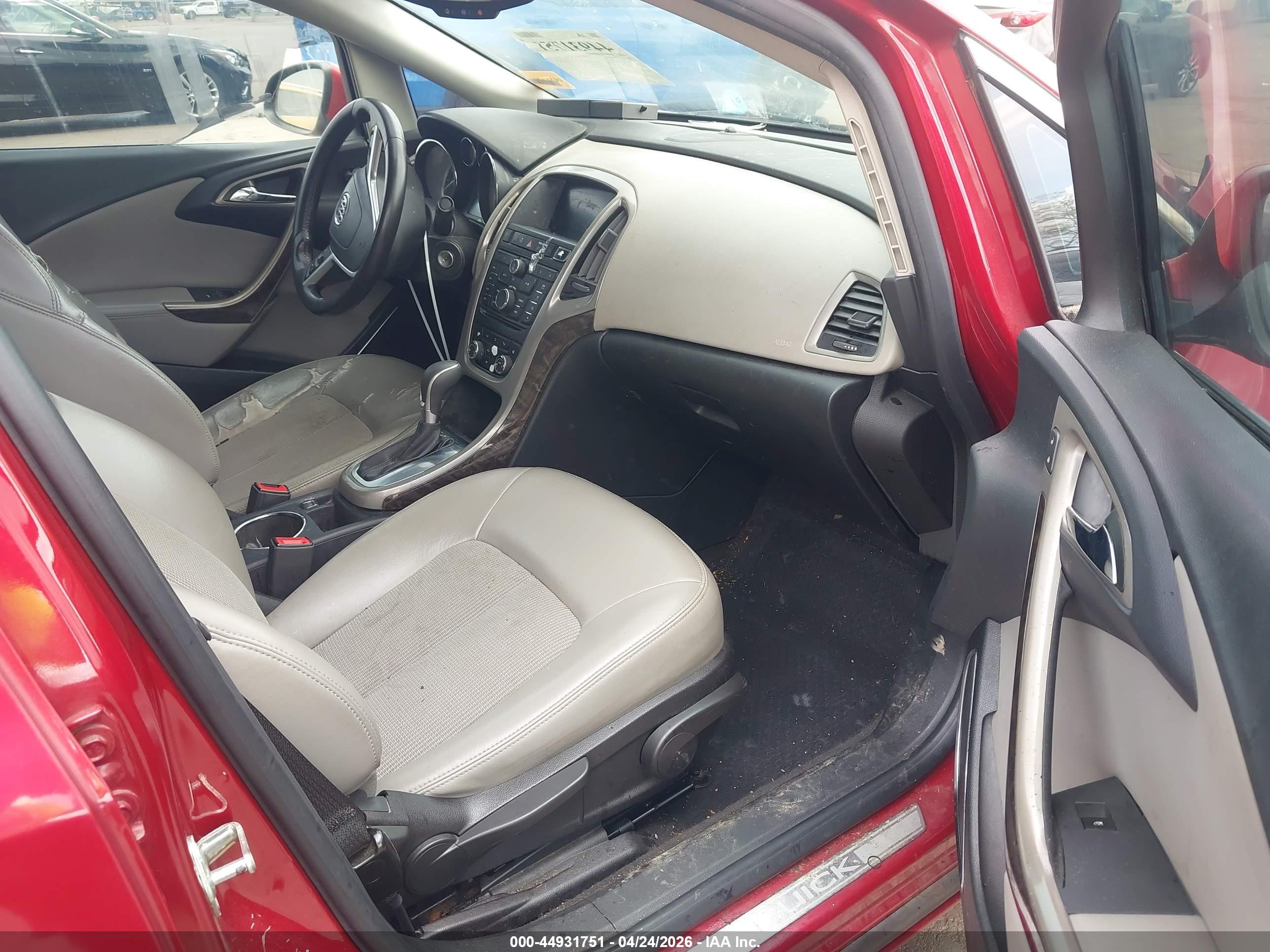 BUICK VERANO image 5