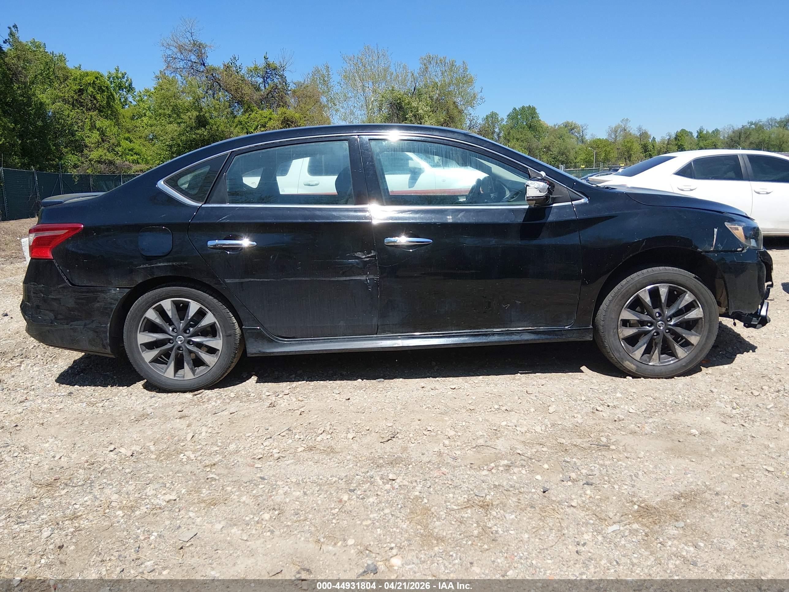 NISSAN SENTRA image 6