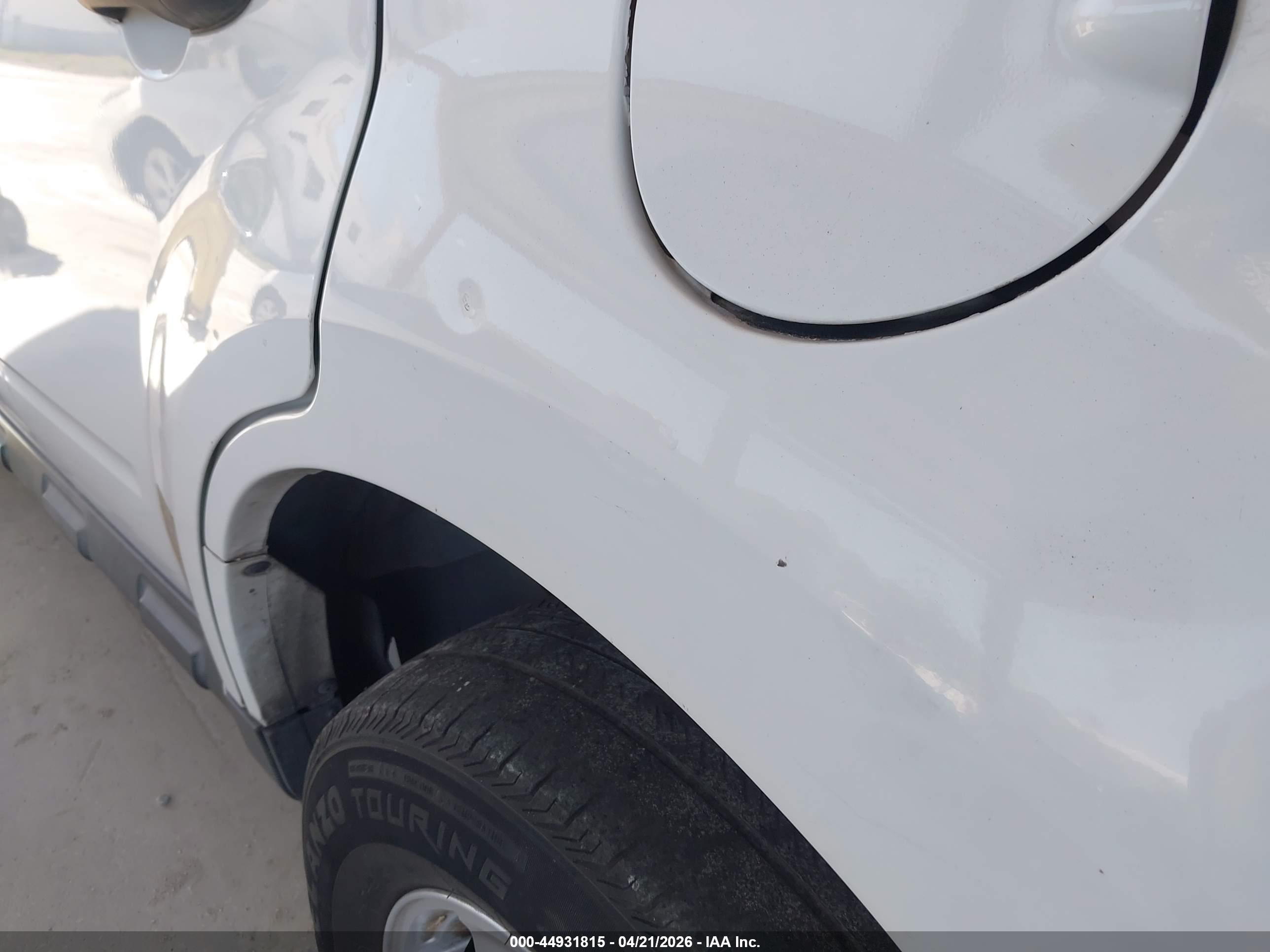FORD ESCAPE image 6