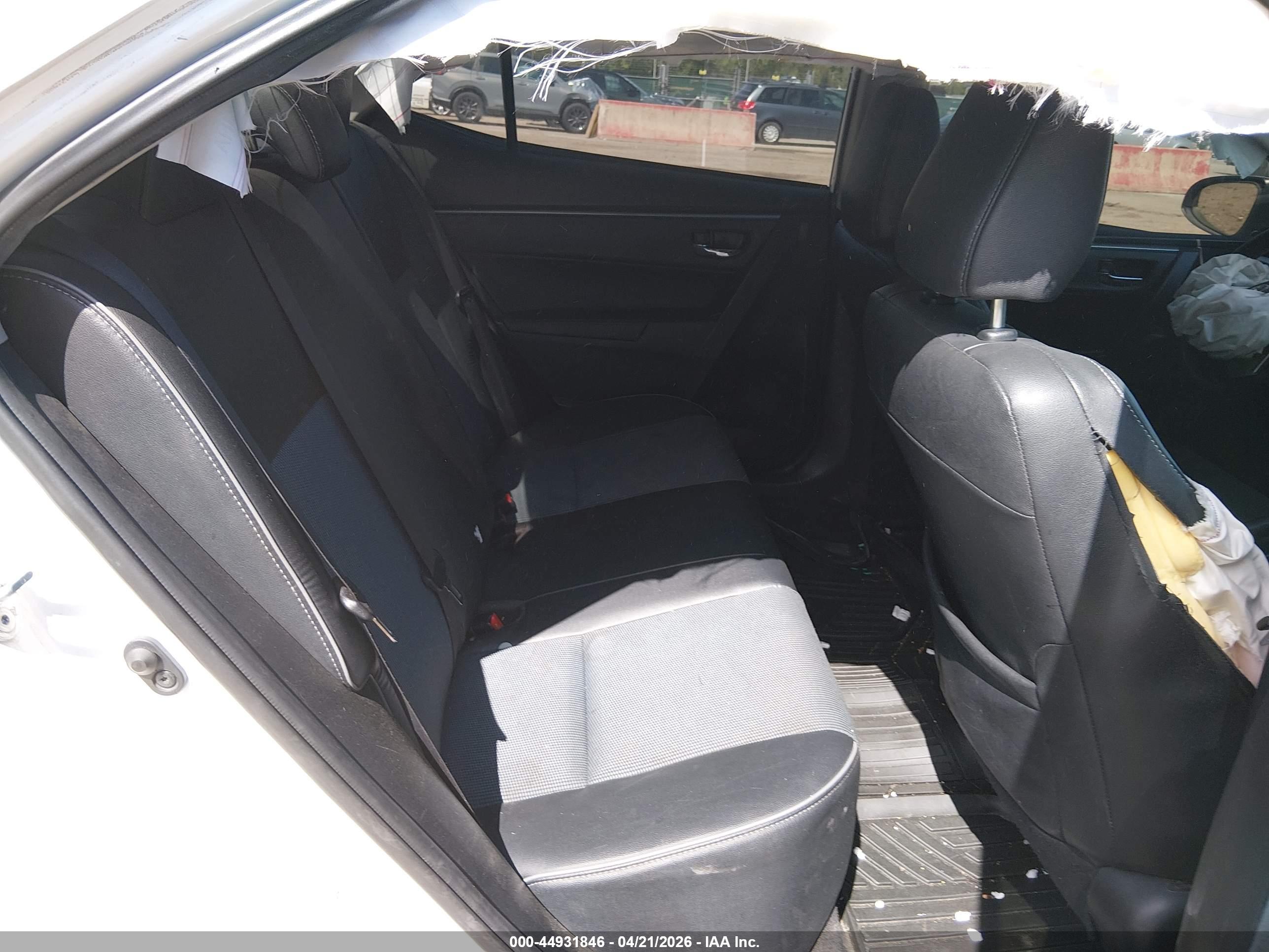 TOYOTA COROLLA image 8