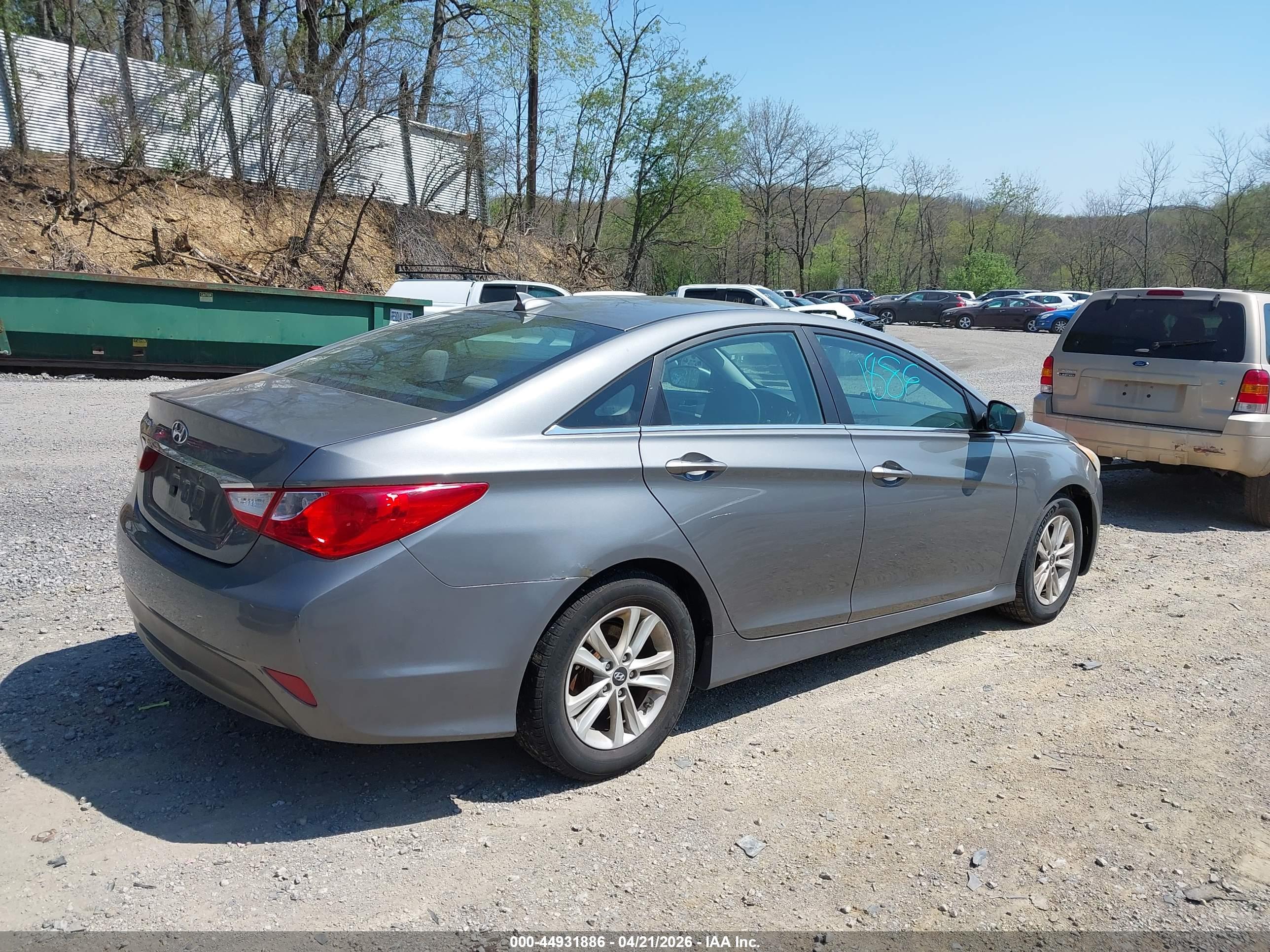 HYUNDAI SONATA image 4