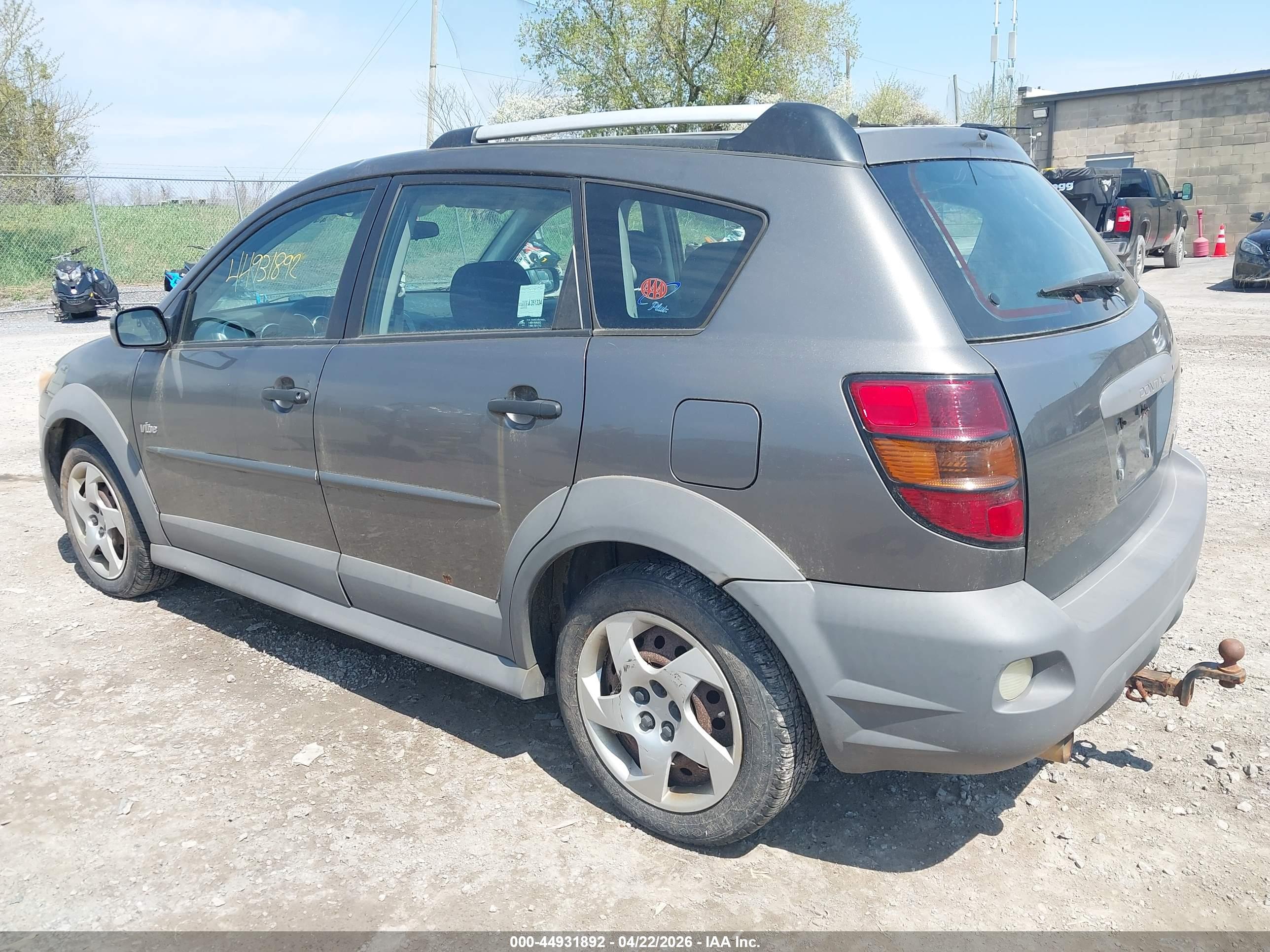 PONTIAC VIBE image 3