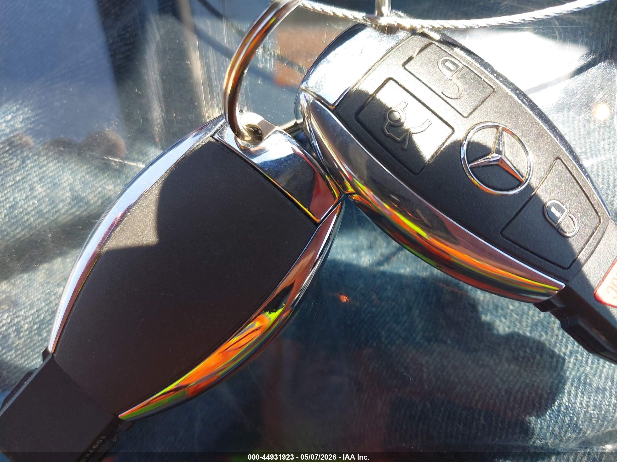 MERCEDES-BENZ CLA image 11