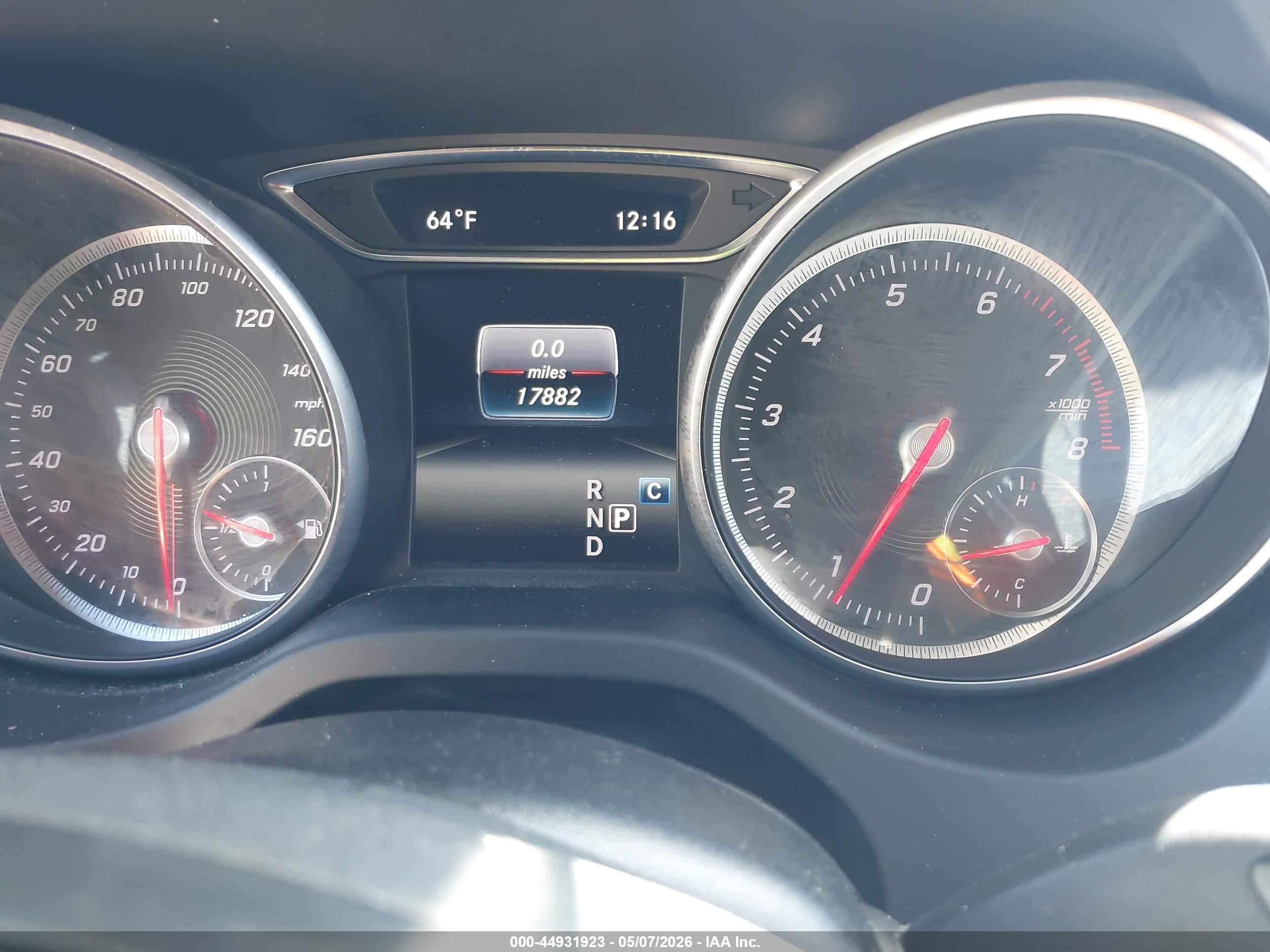 MERCEDES-BENZ CLA image 7