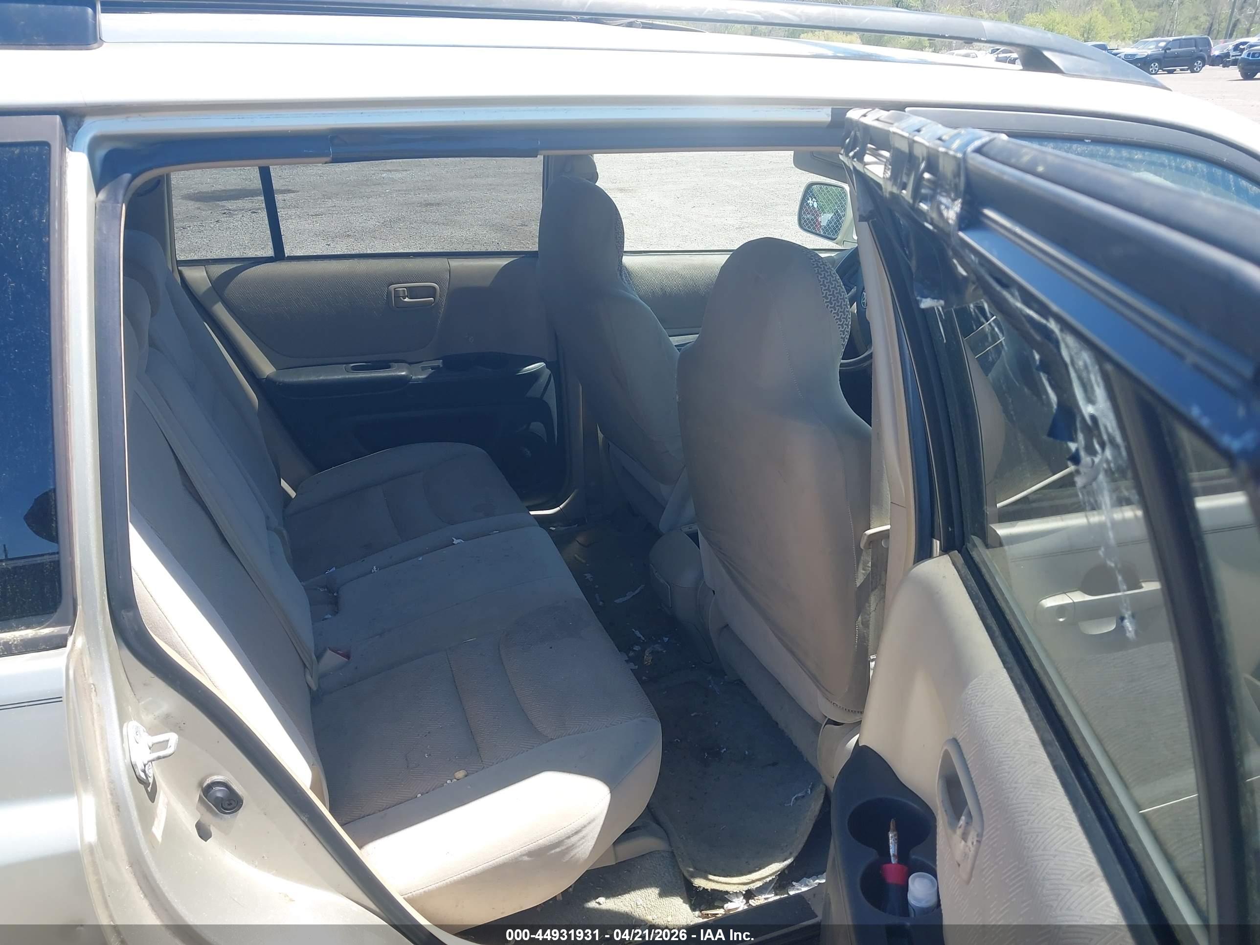 TOYOTA HIGHLANDER image 8