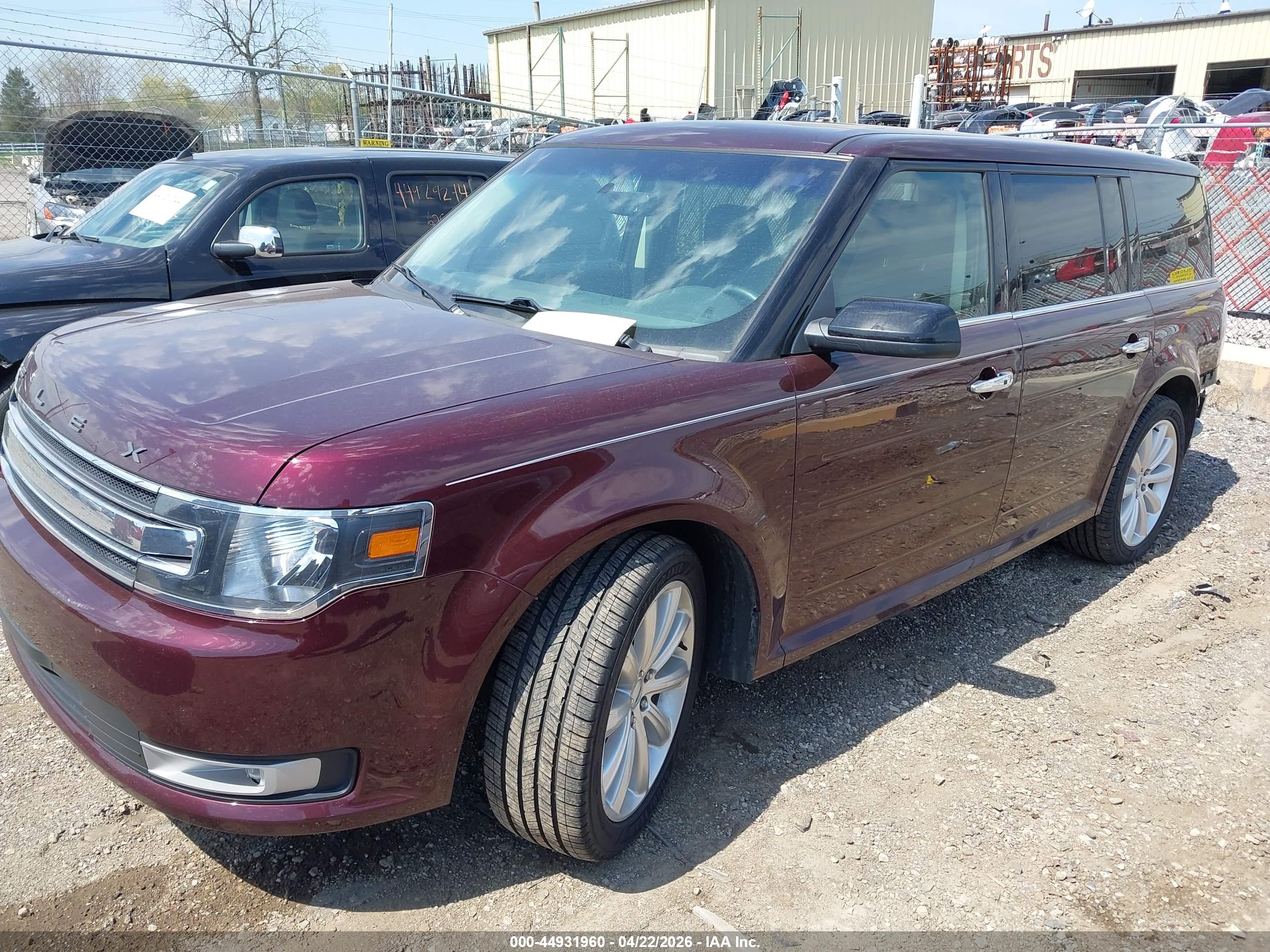FORD FLEX image 2