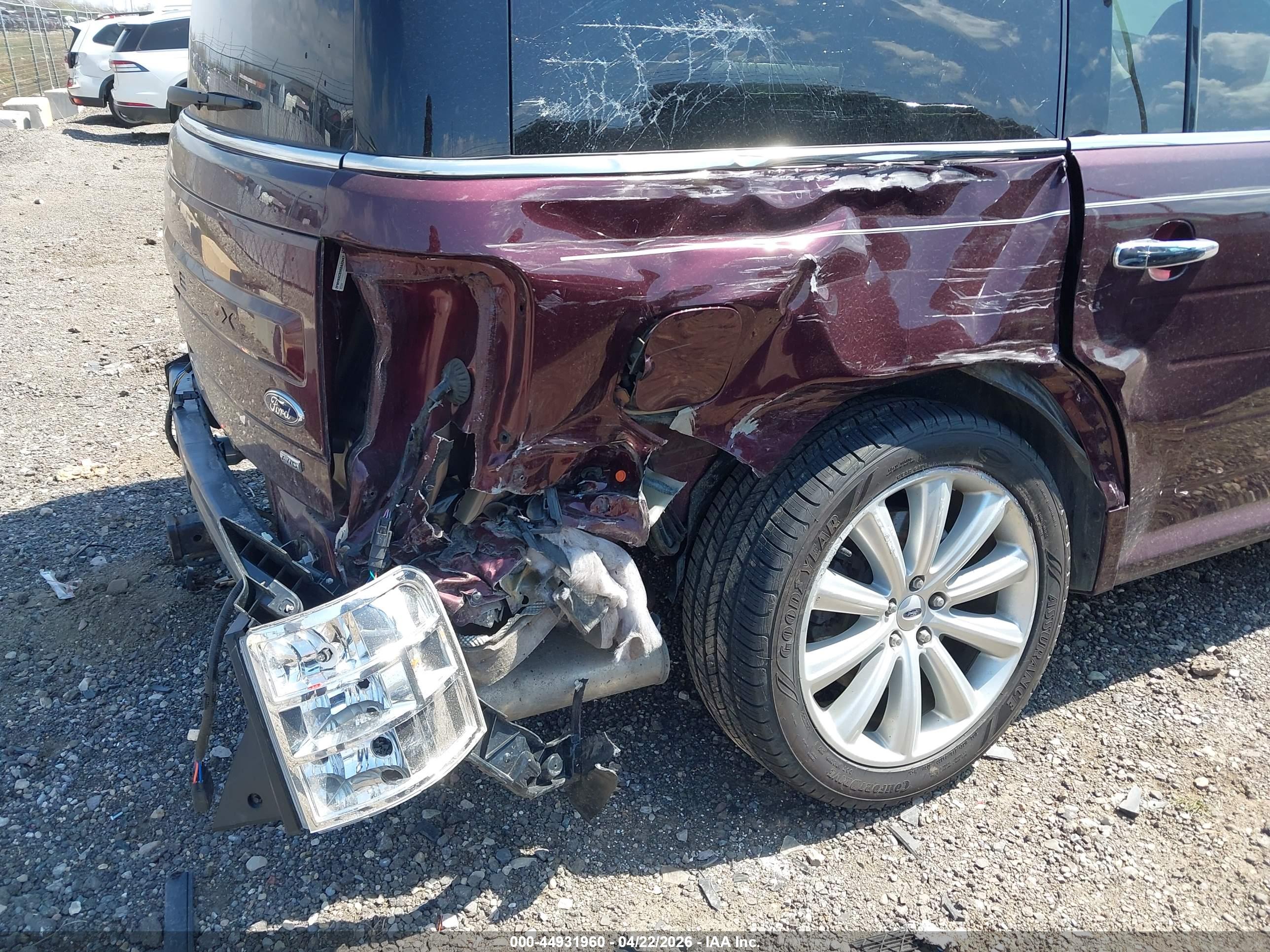 FORD FLEX image 6
