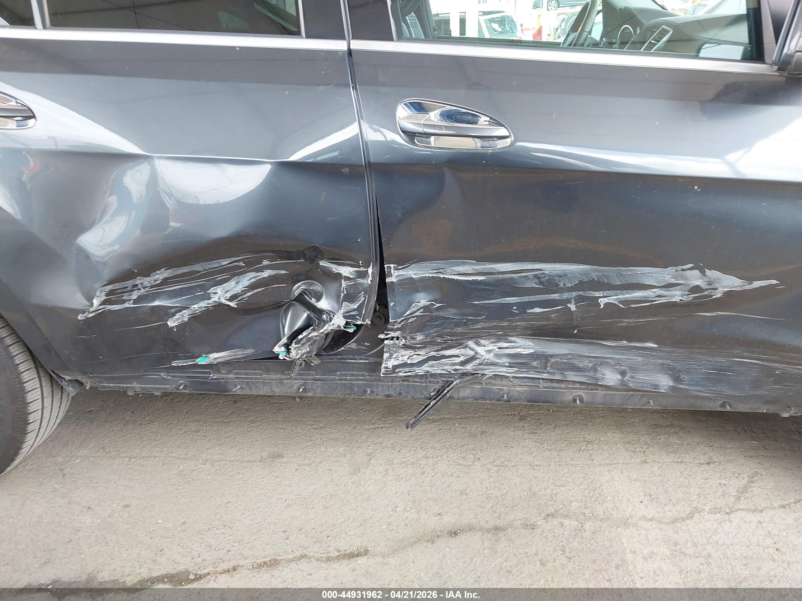MERCEDES-BENZ GL image 6
