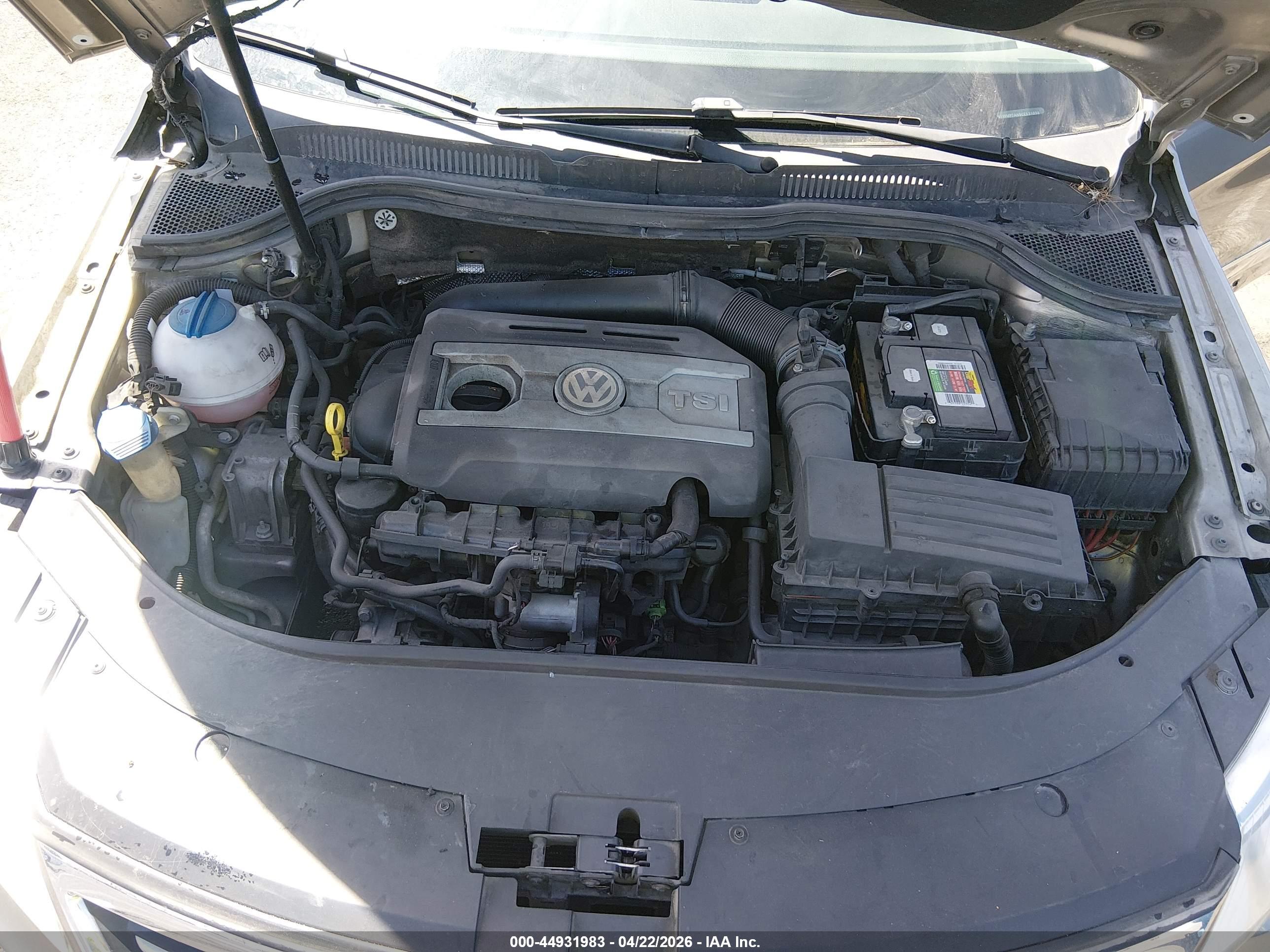VOLKSWAGEN CC image 10