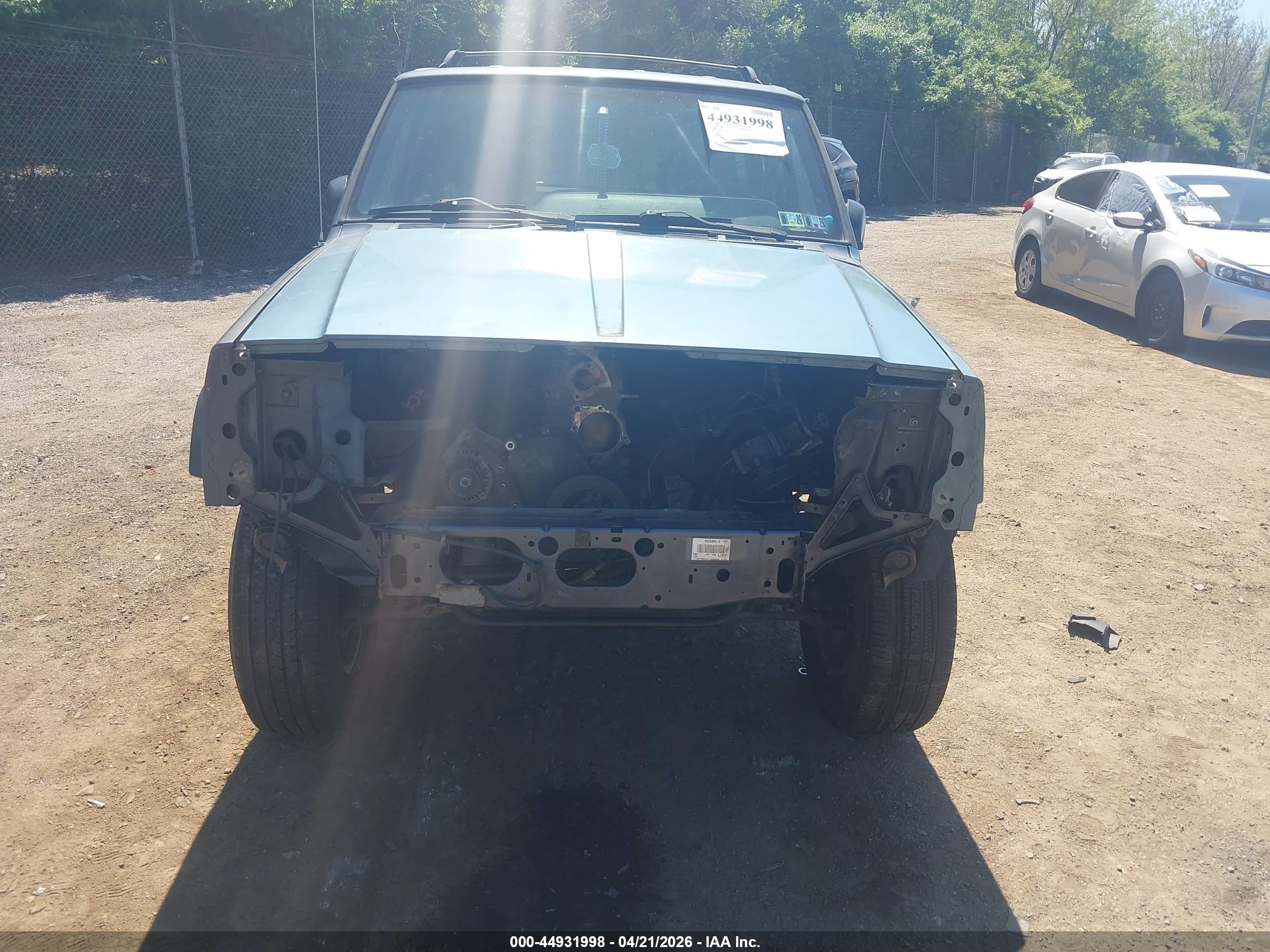 JEEP CHEROKEE image 6