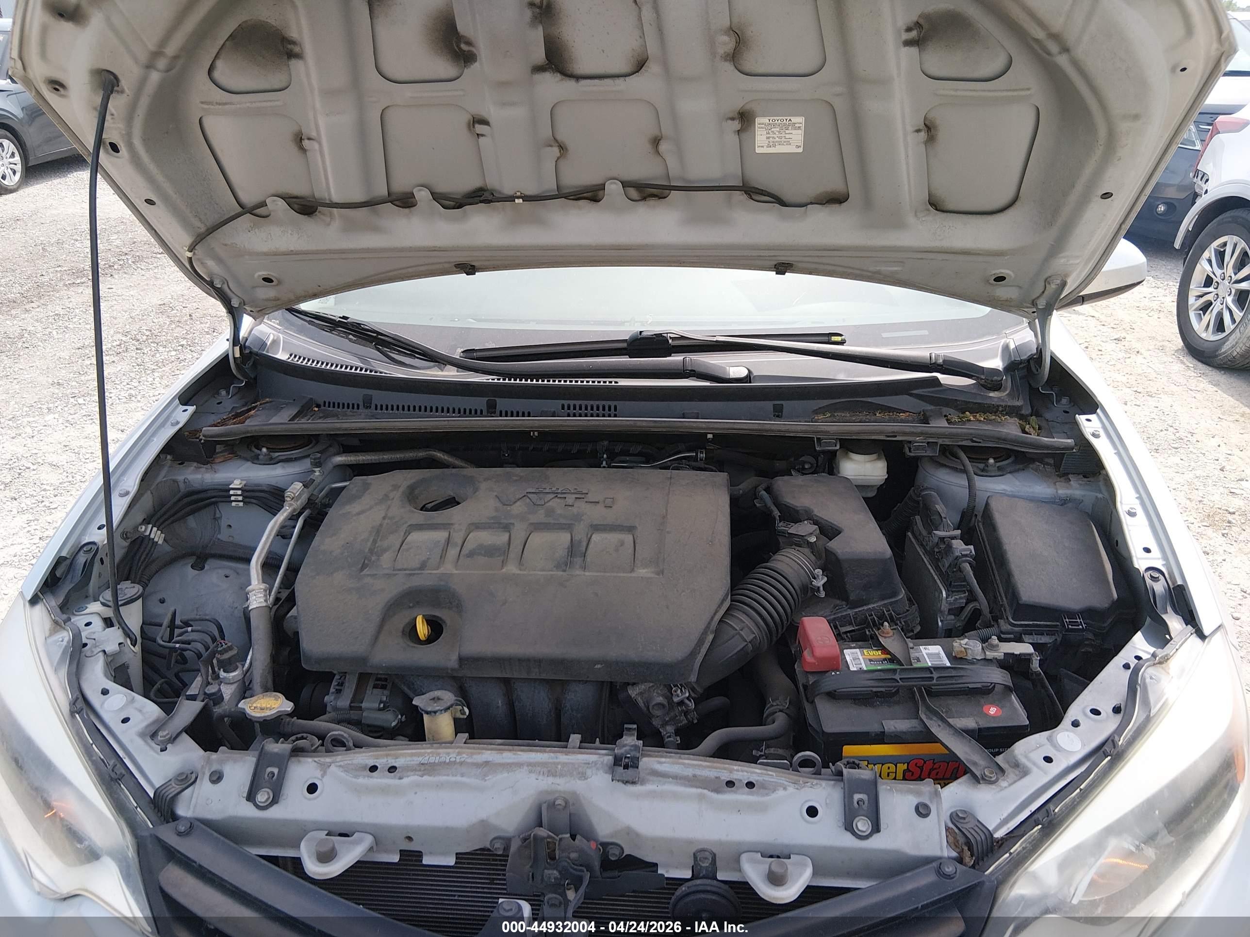 TOYOTA COROLLA image 10