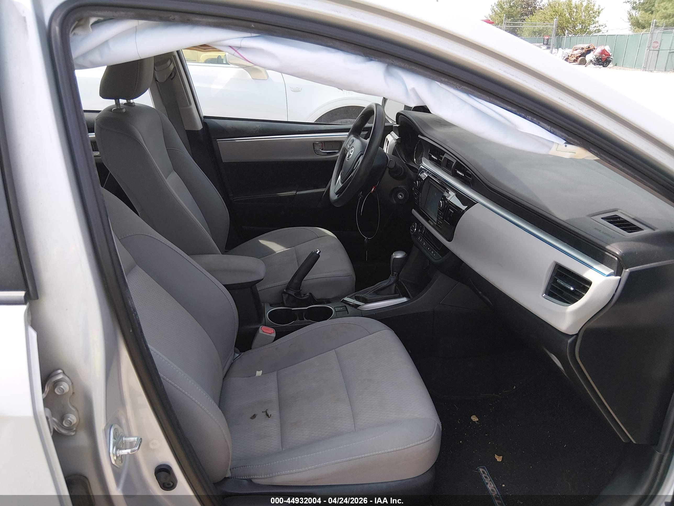 TOYOTA COROLLA image 5