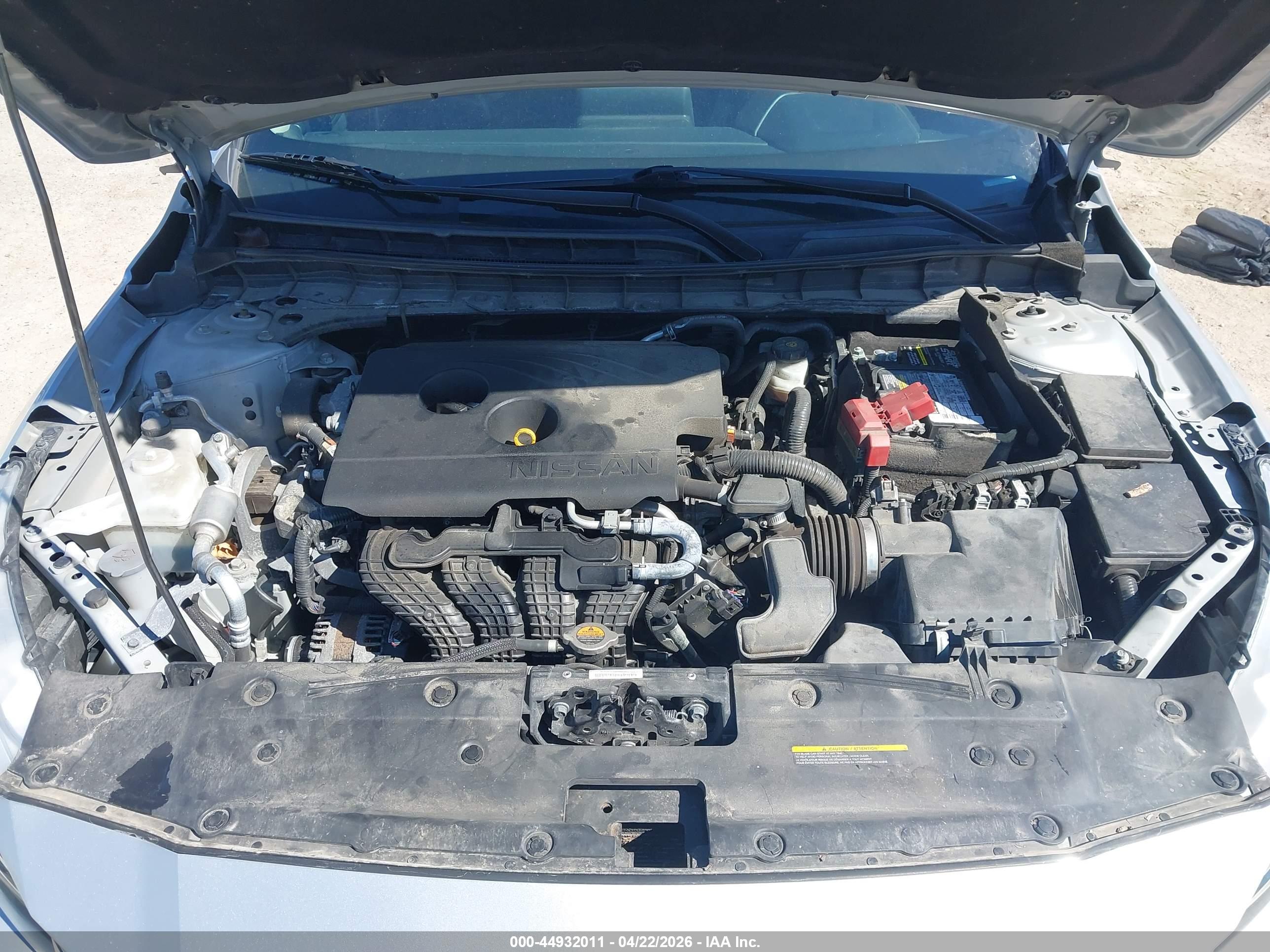NISSAN ALTIMA image 10