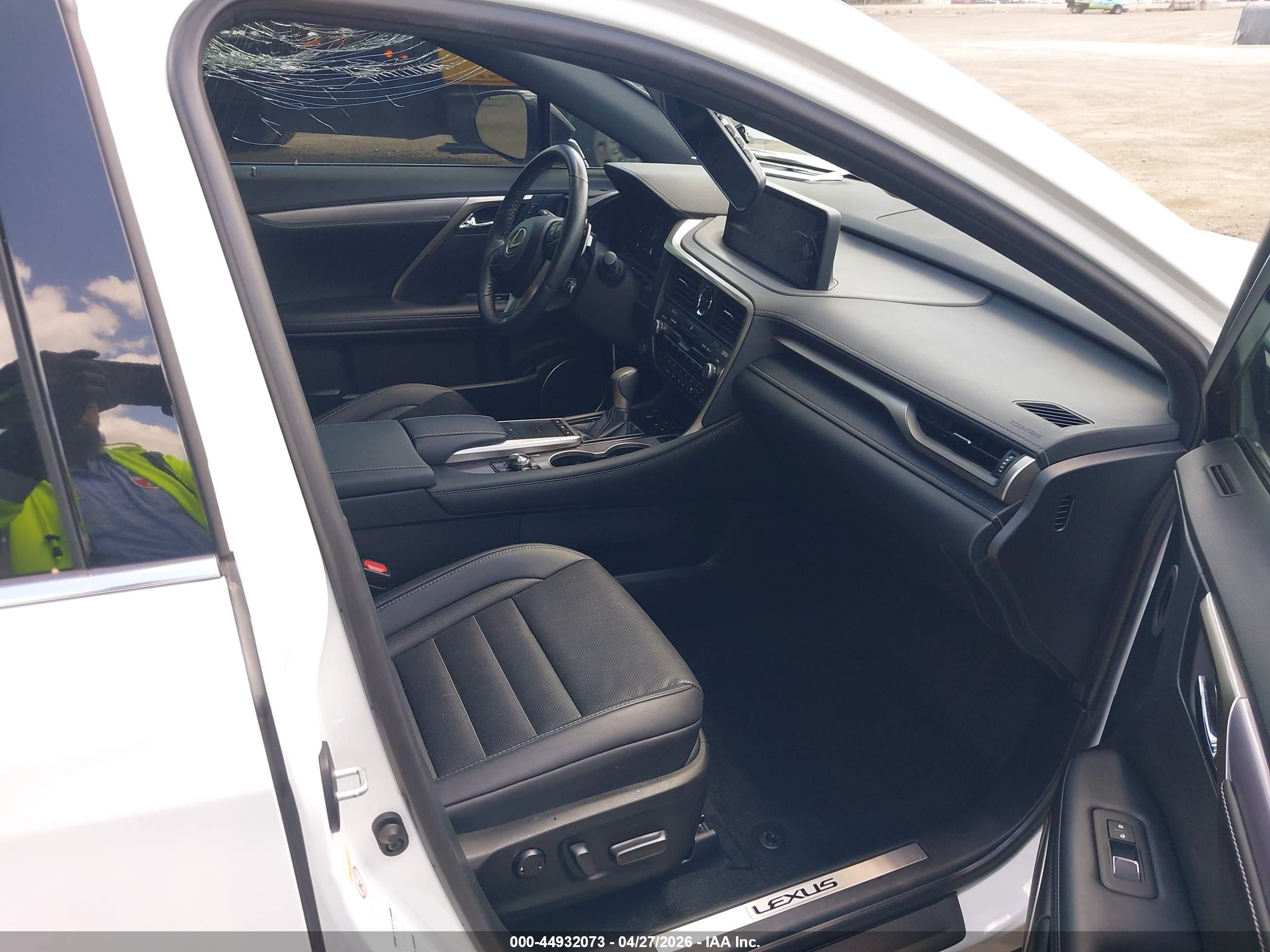 LEXUS RX image 5