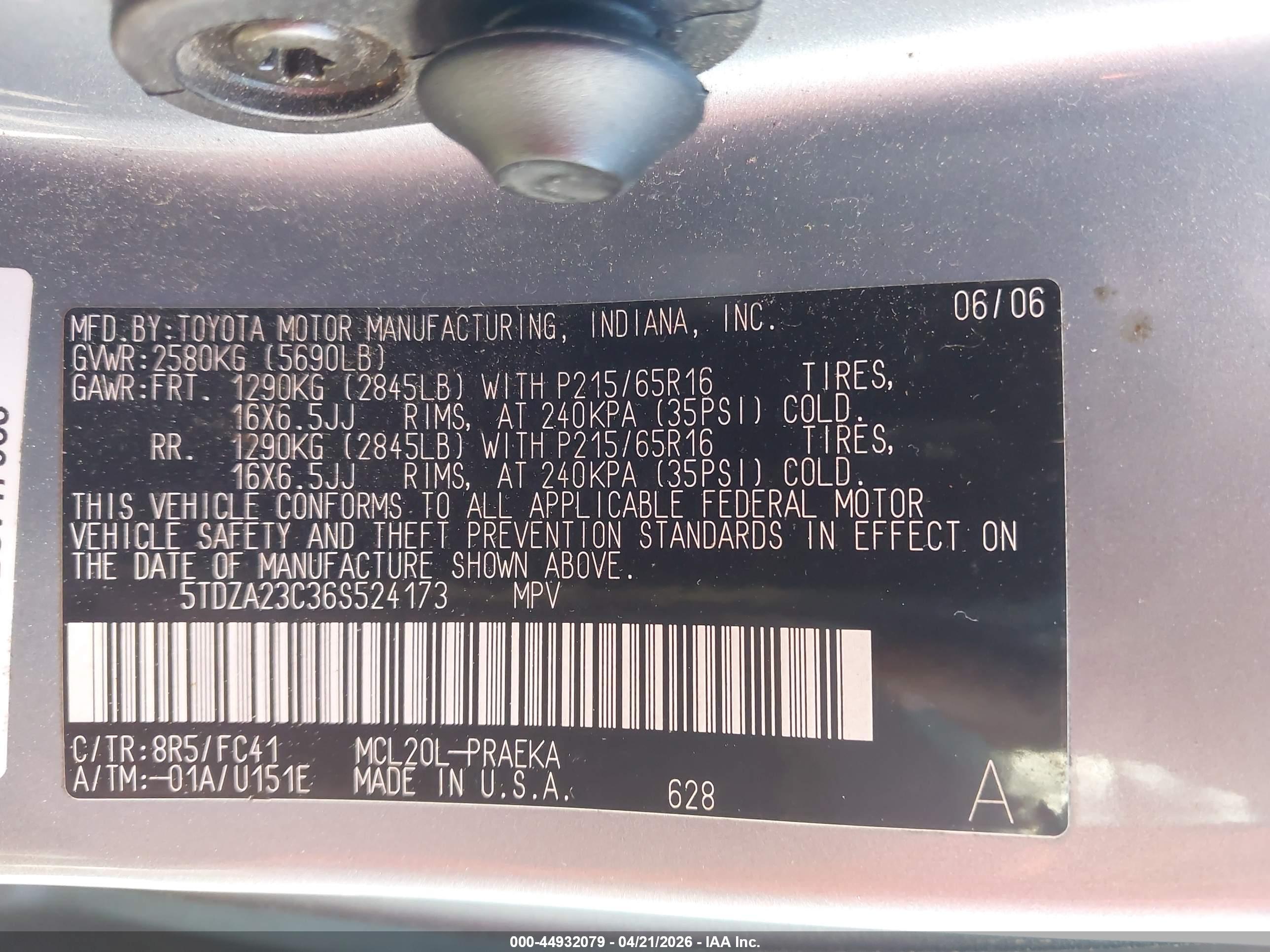 TOYOTA SIENNA image 9