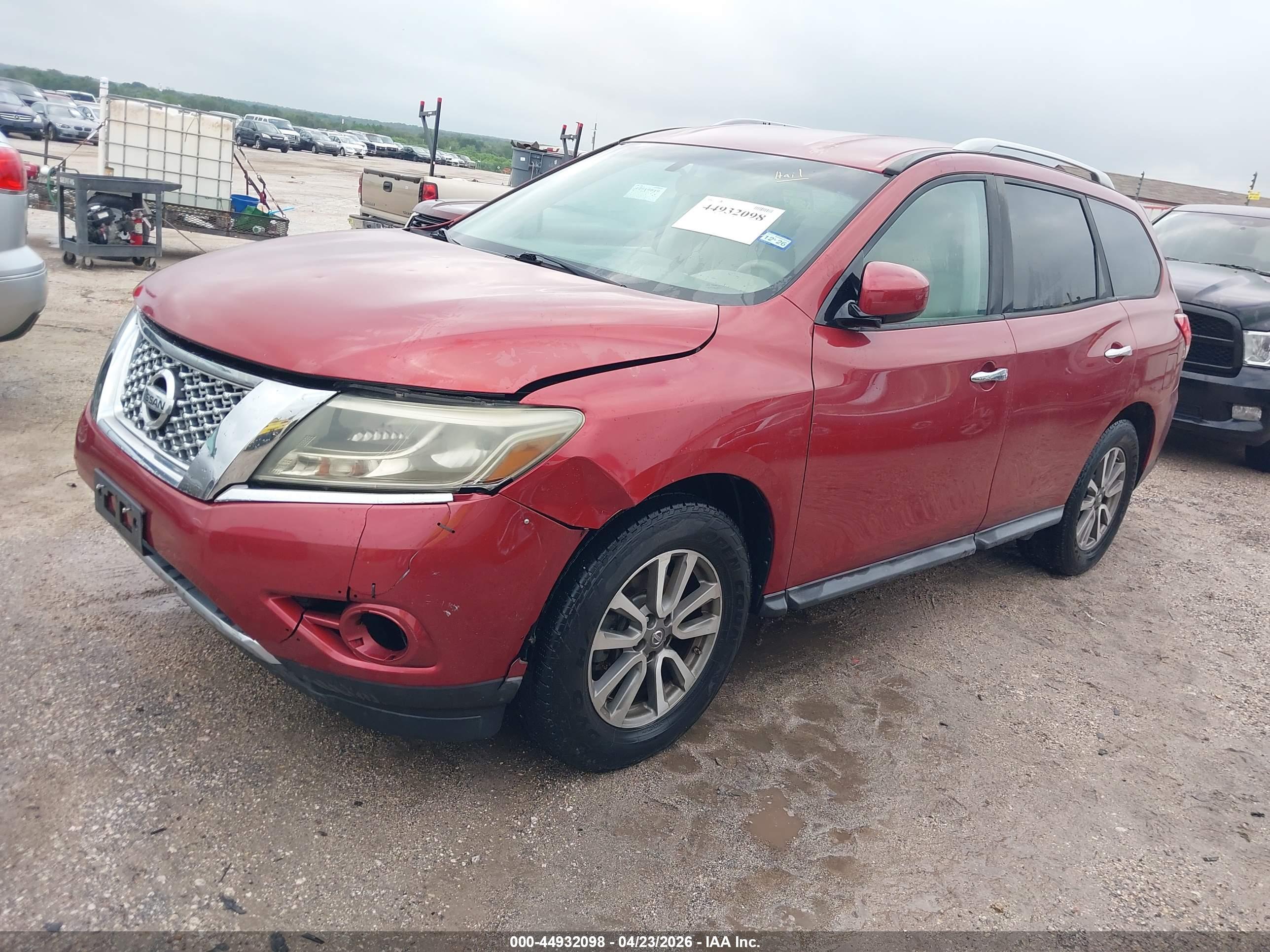 NISSAN PATHFINDER image 2
