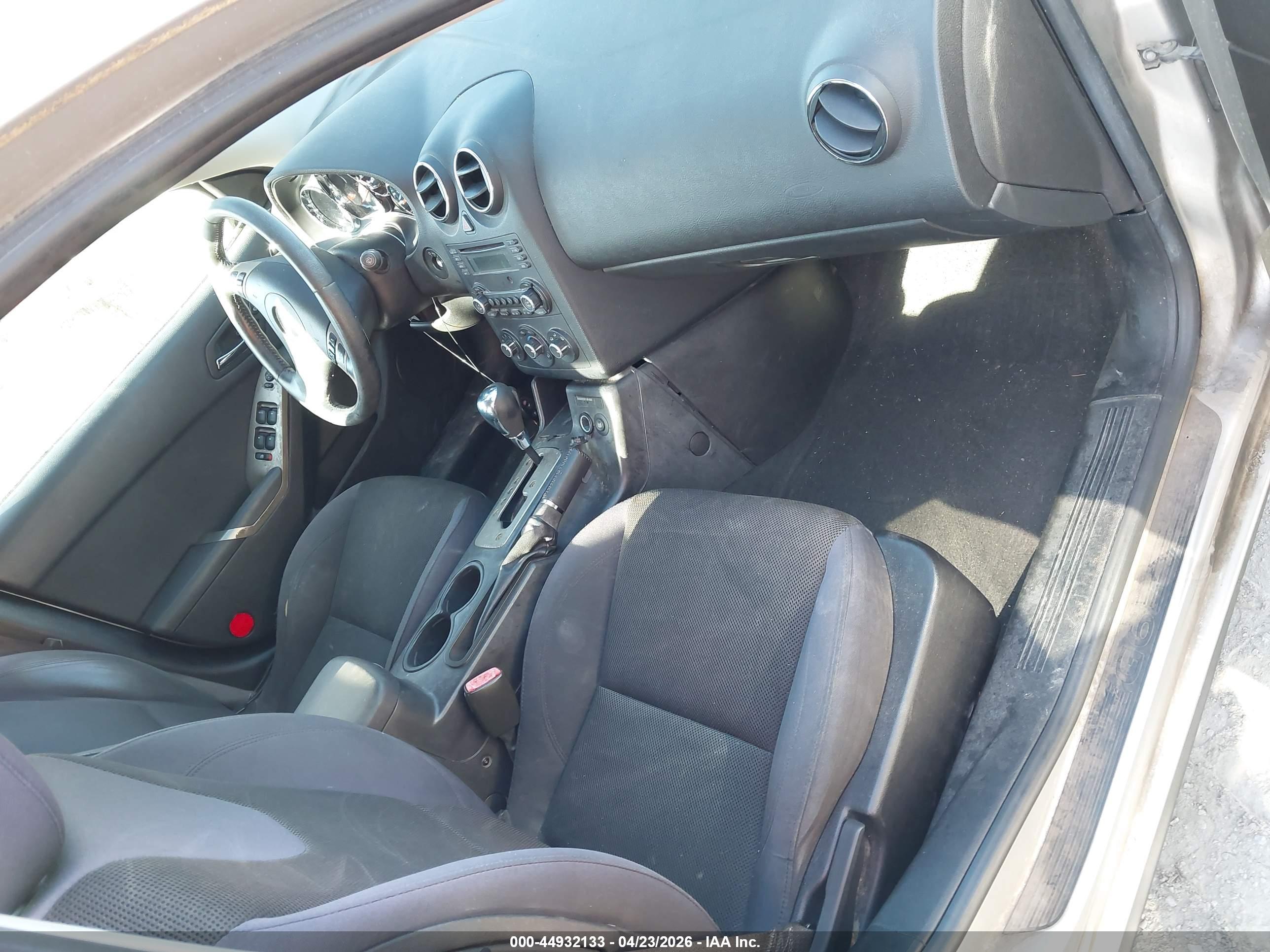 PONTIAC G6 image 5