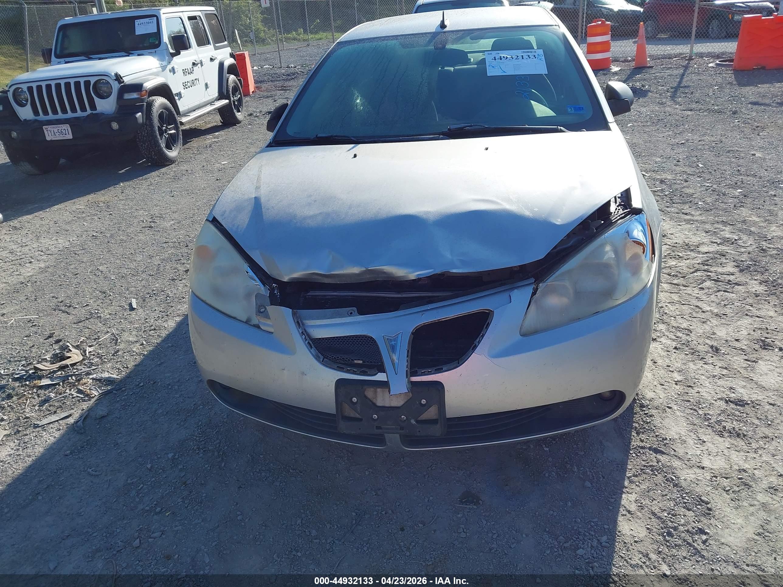 PONTIAC G6 image 6