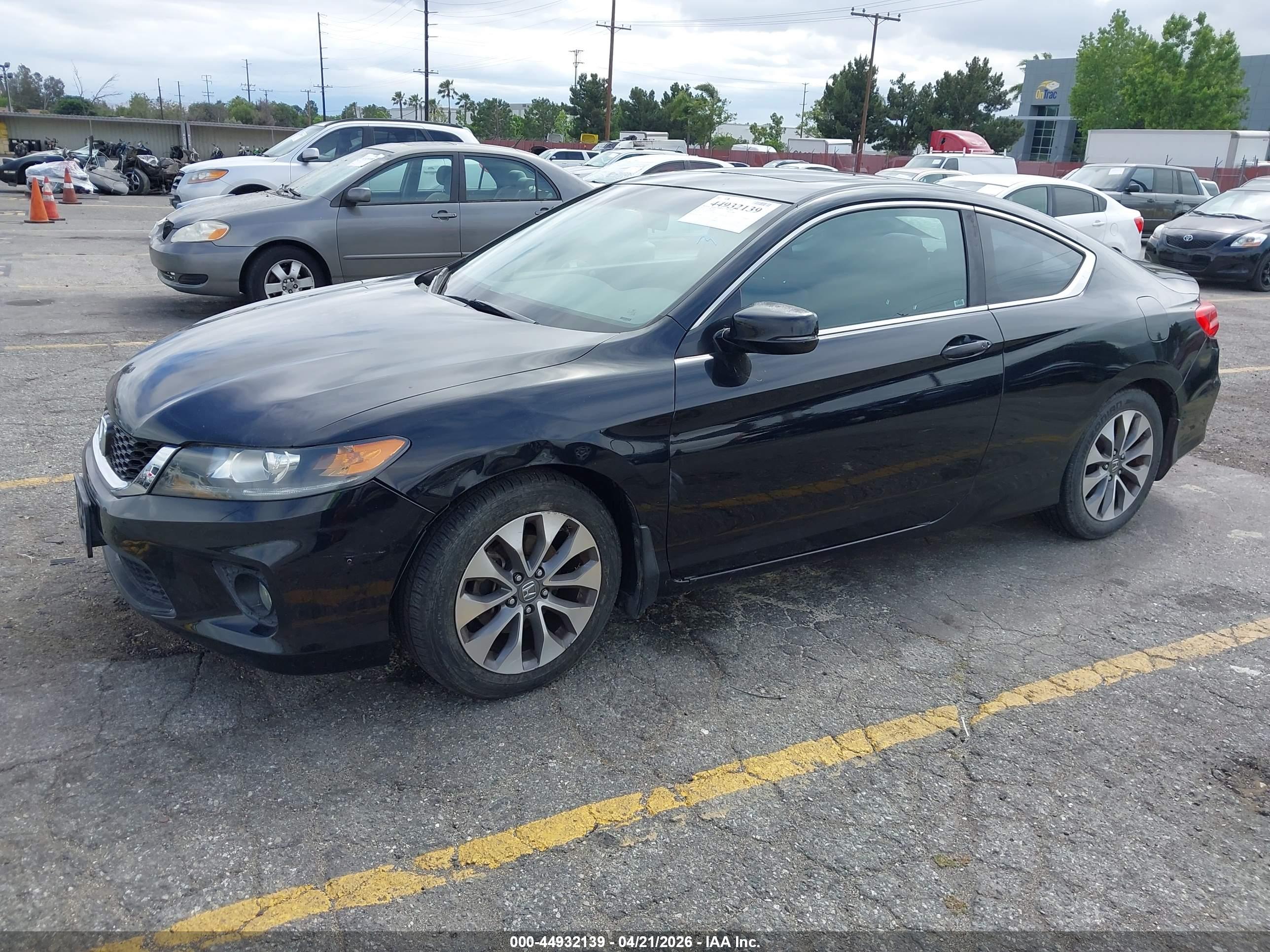 HONDA ACCORD image 2