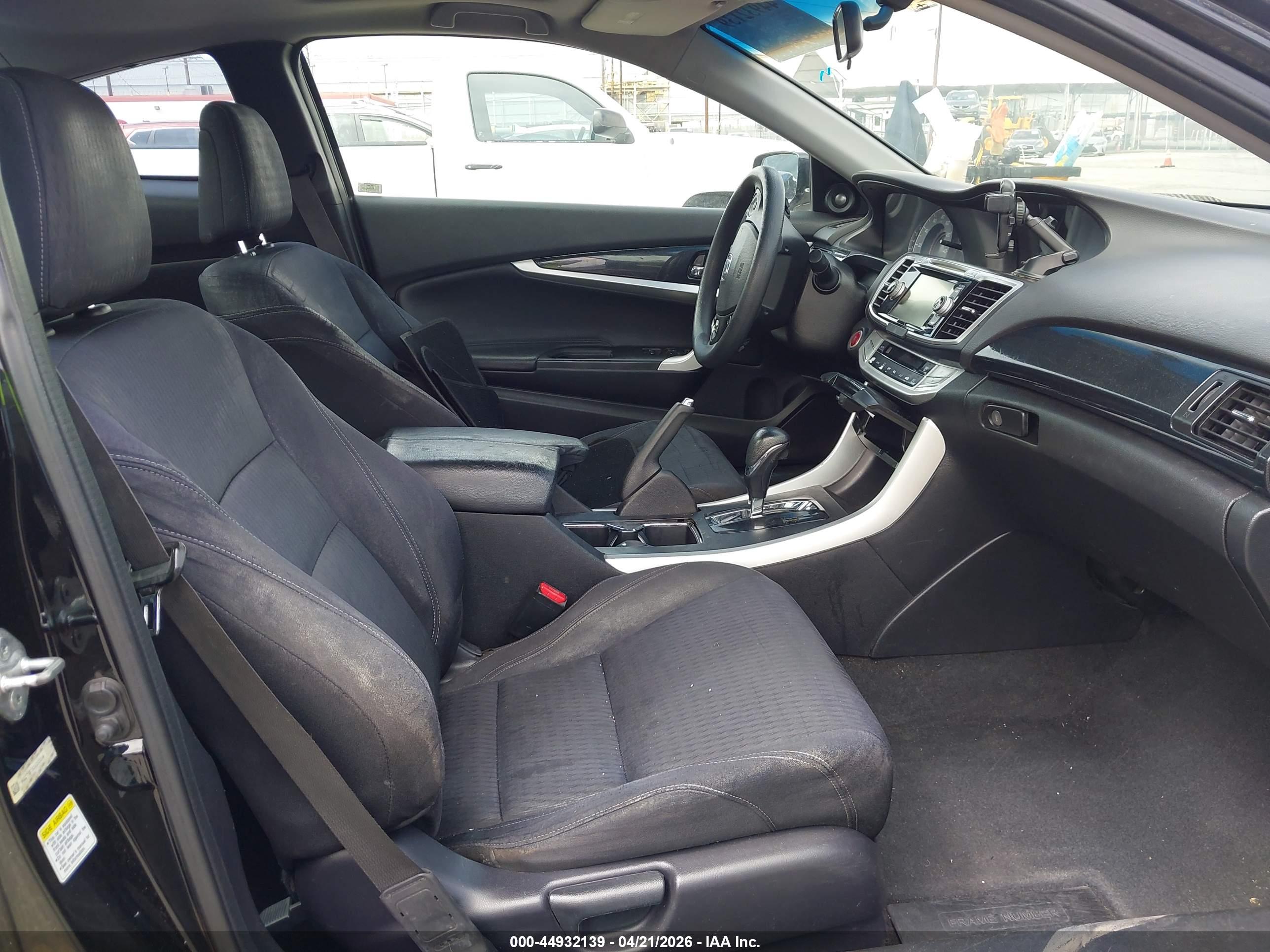 HONDA ACCORD image 5
