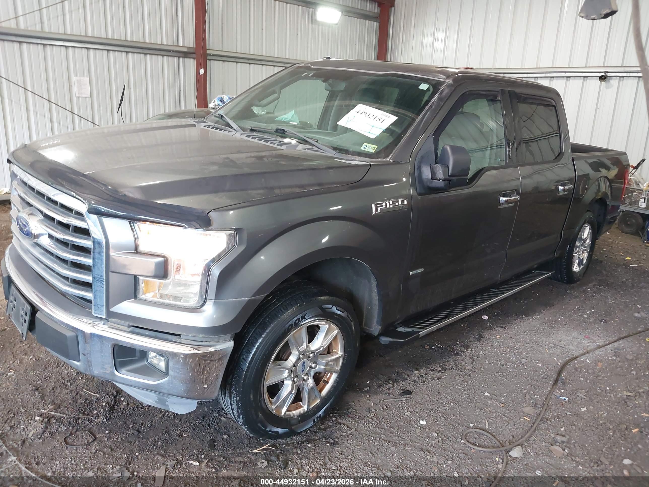 FORD F-150 image 2