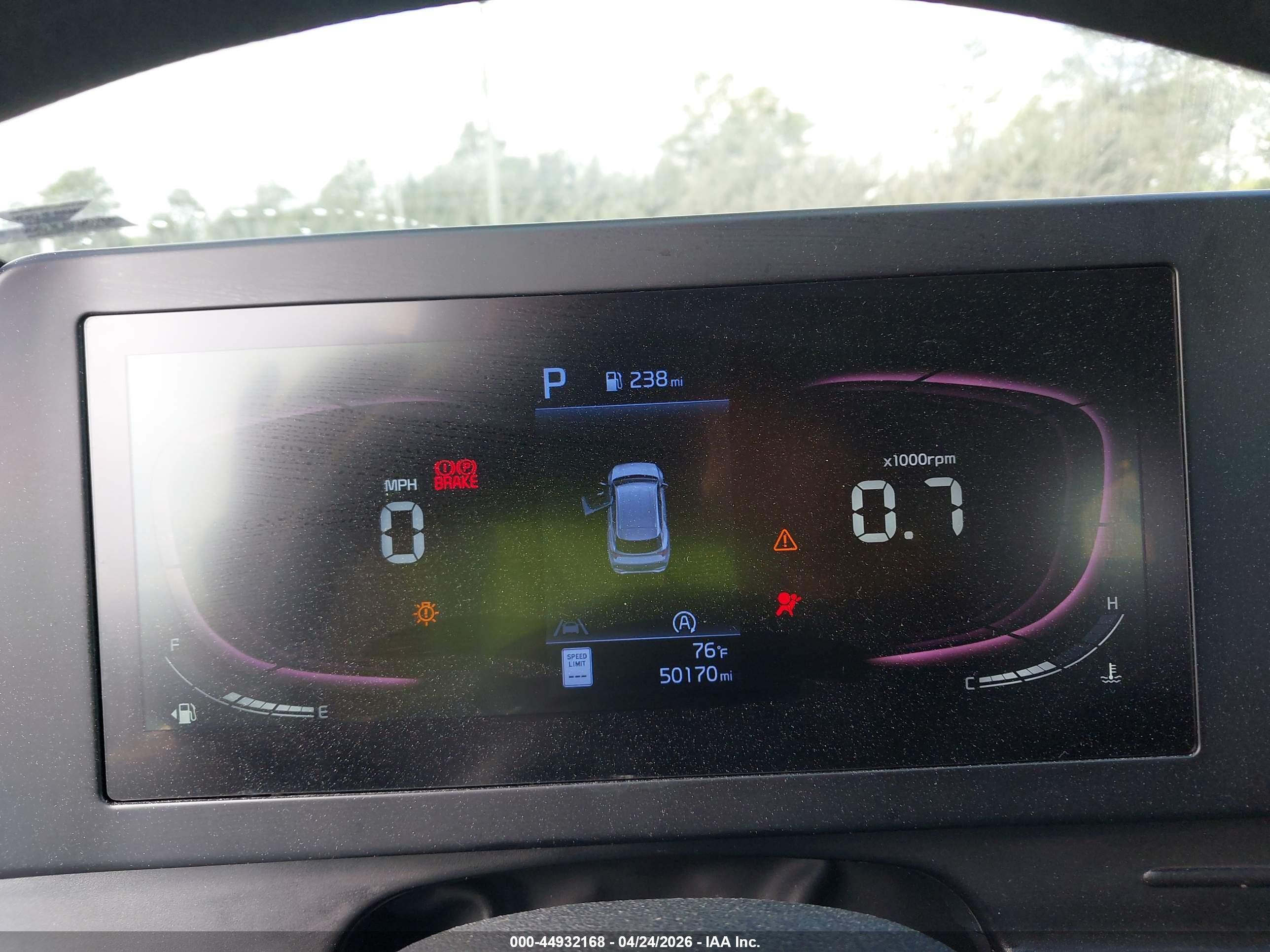 KIA SPORTAGE image 7