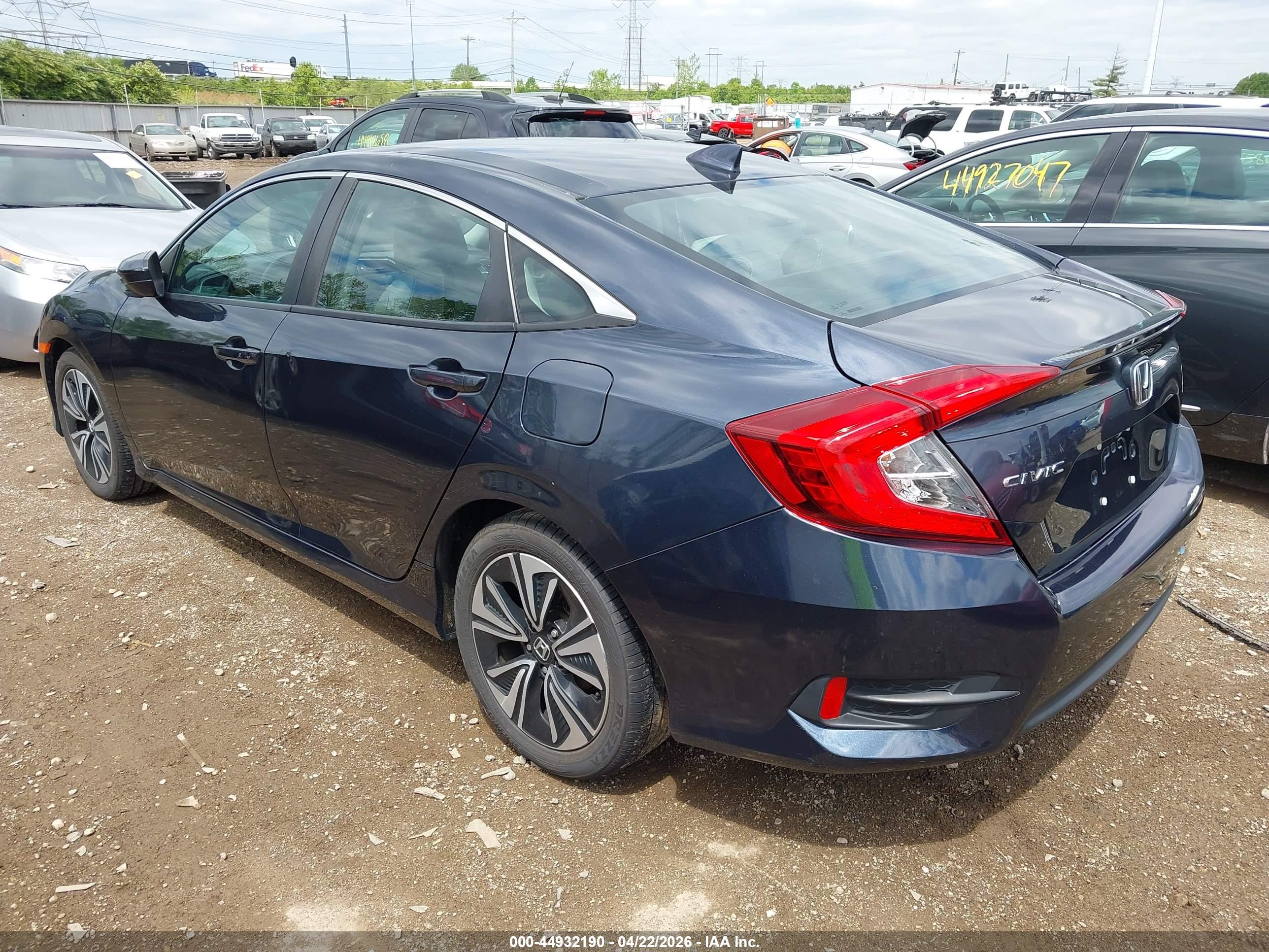 HONDA CIVIC image 3