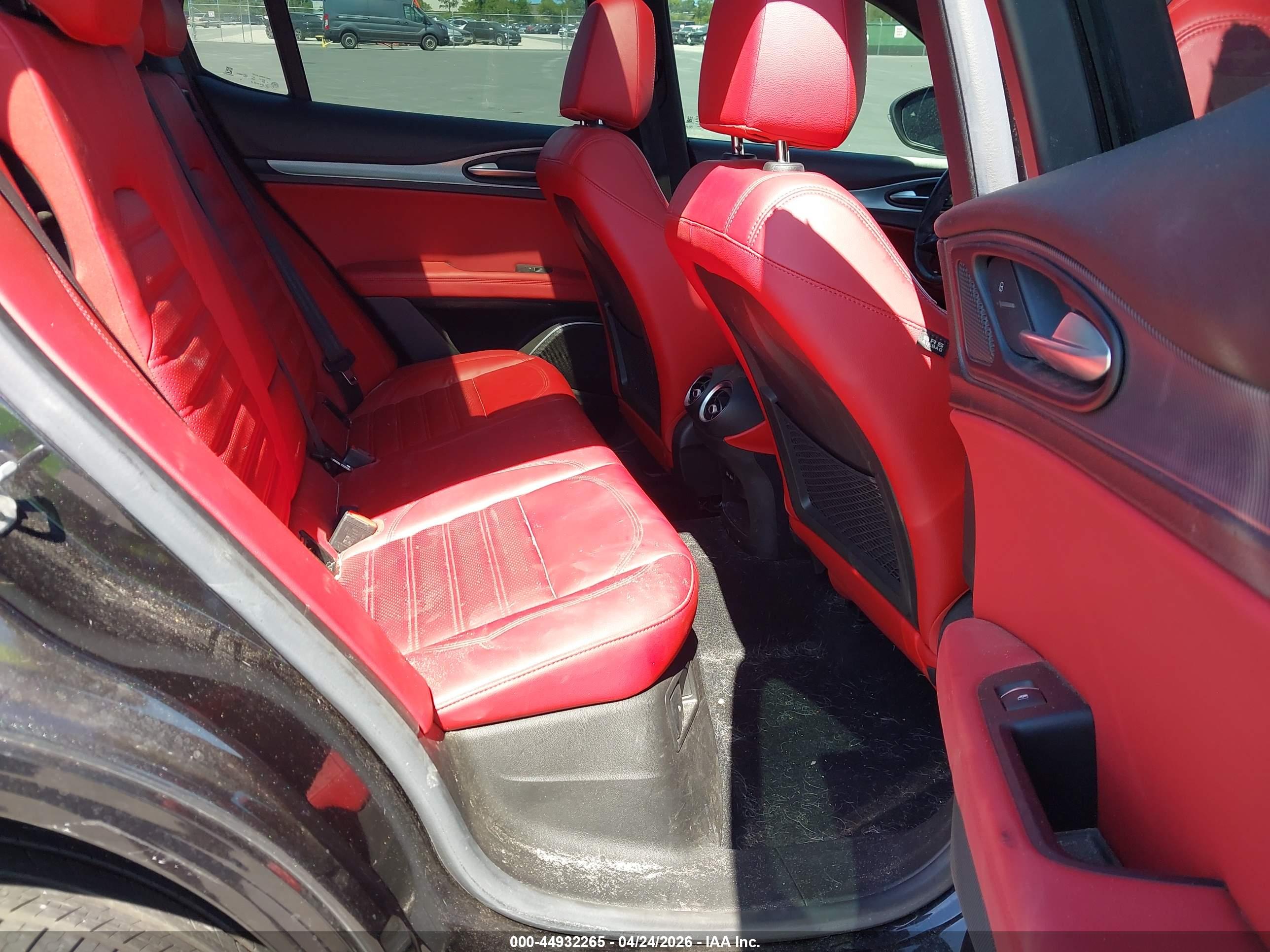 ALFA ROMEO image 8