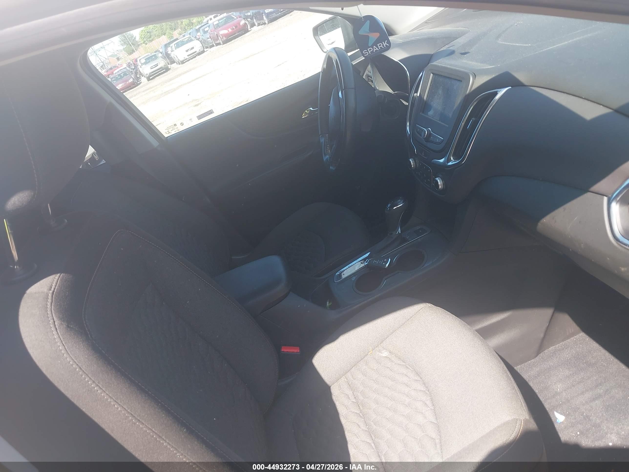 CHEVROLET EQUINOX image 5