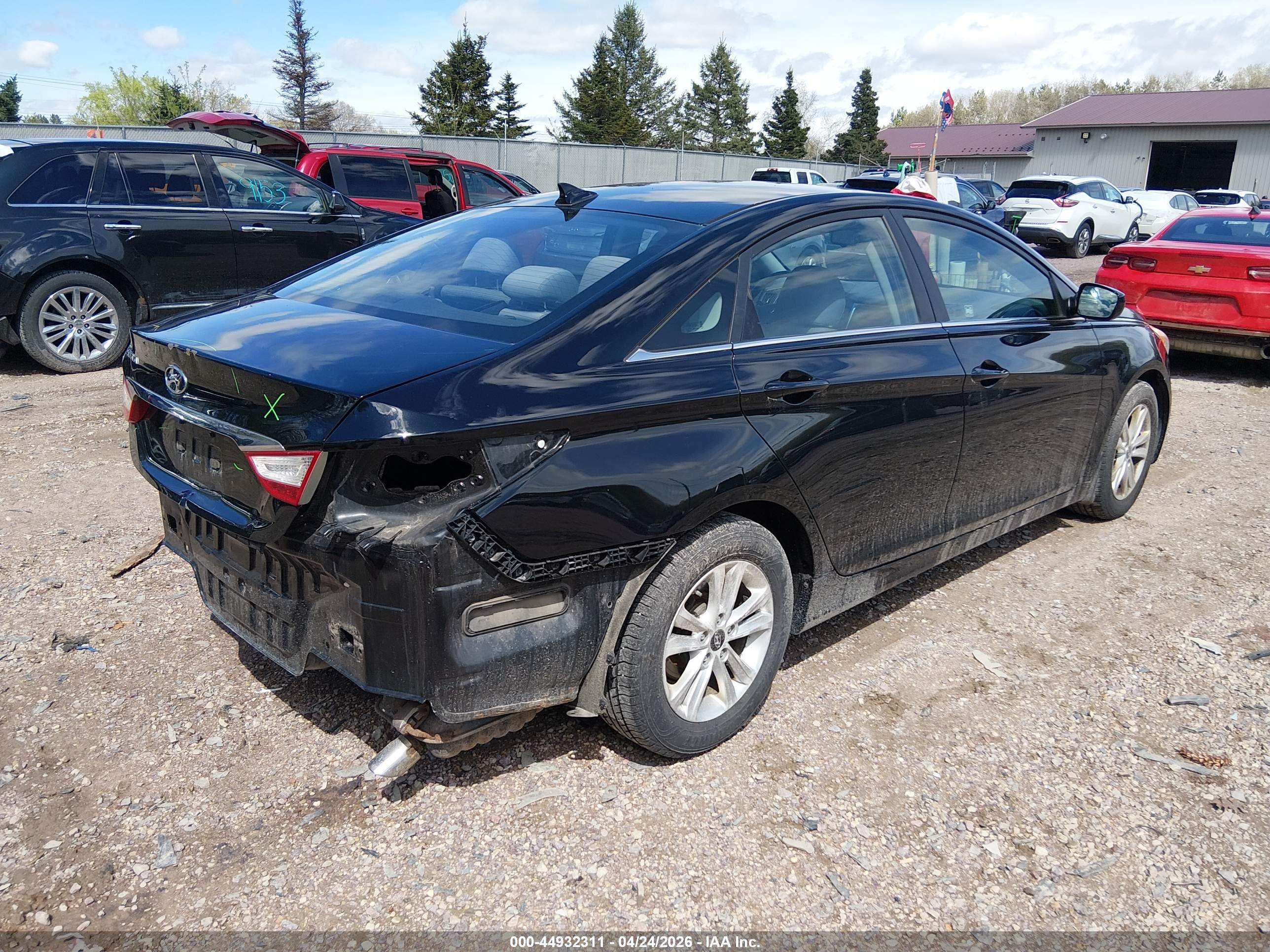 HYUNDAI SONATA image 4
