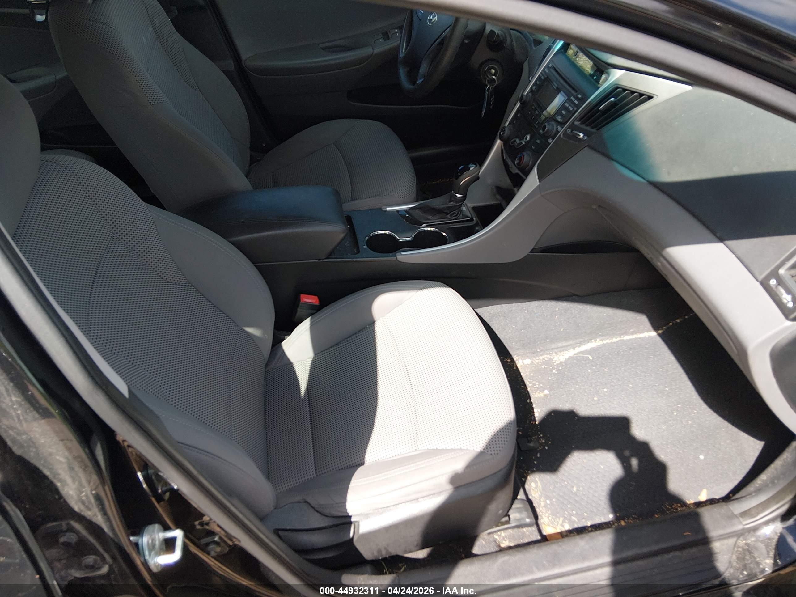 HYUNDAI SONATA image 5