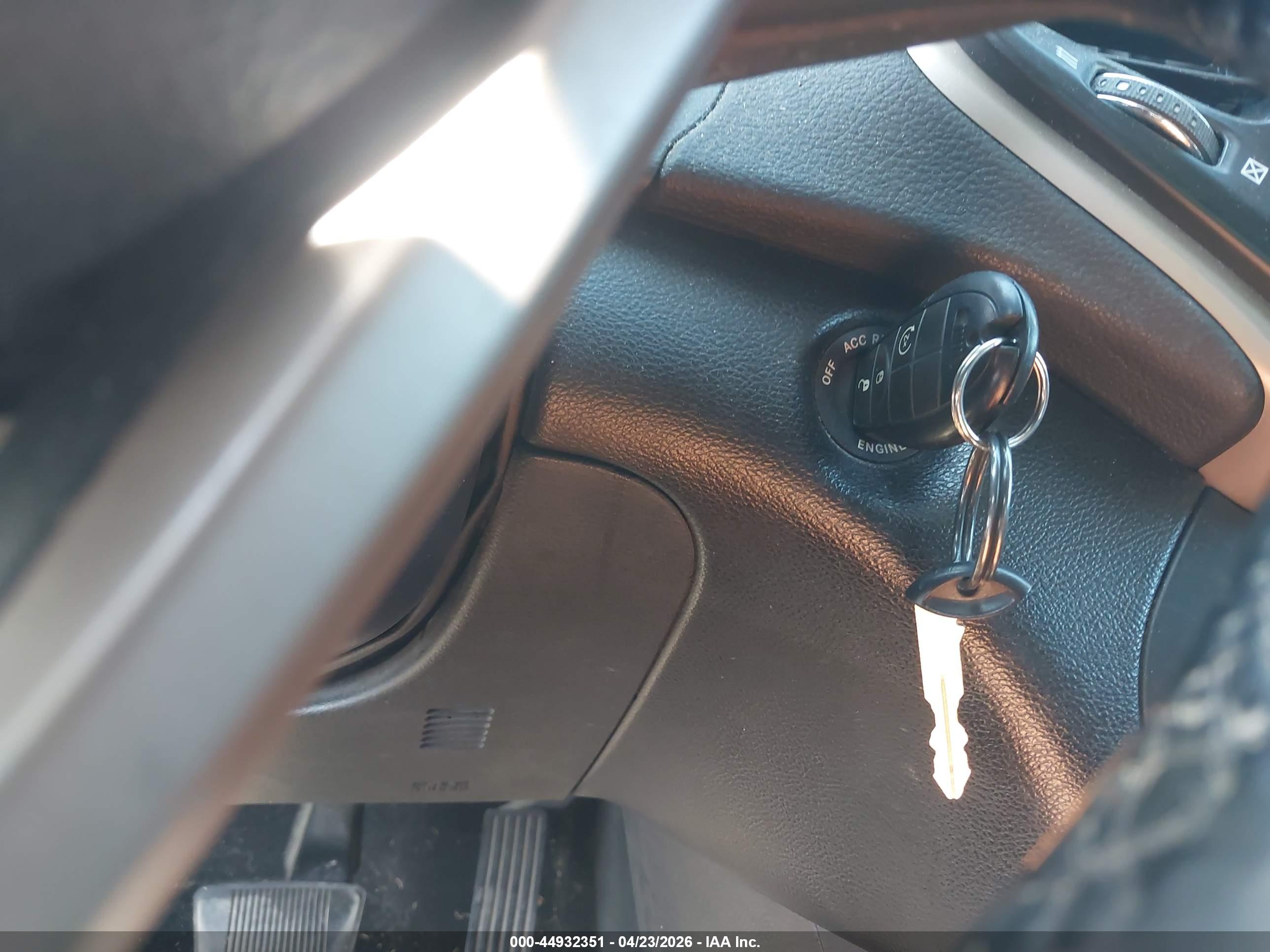 JEEP CHEROKEE image 11