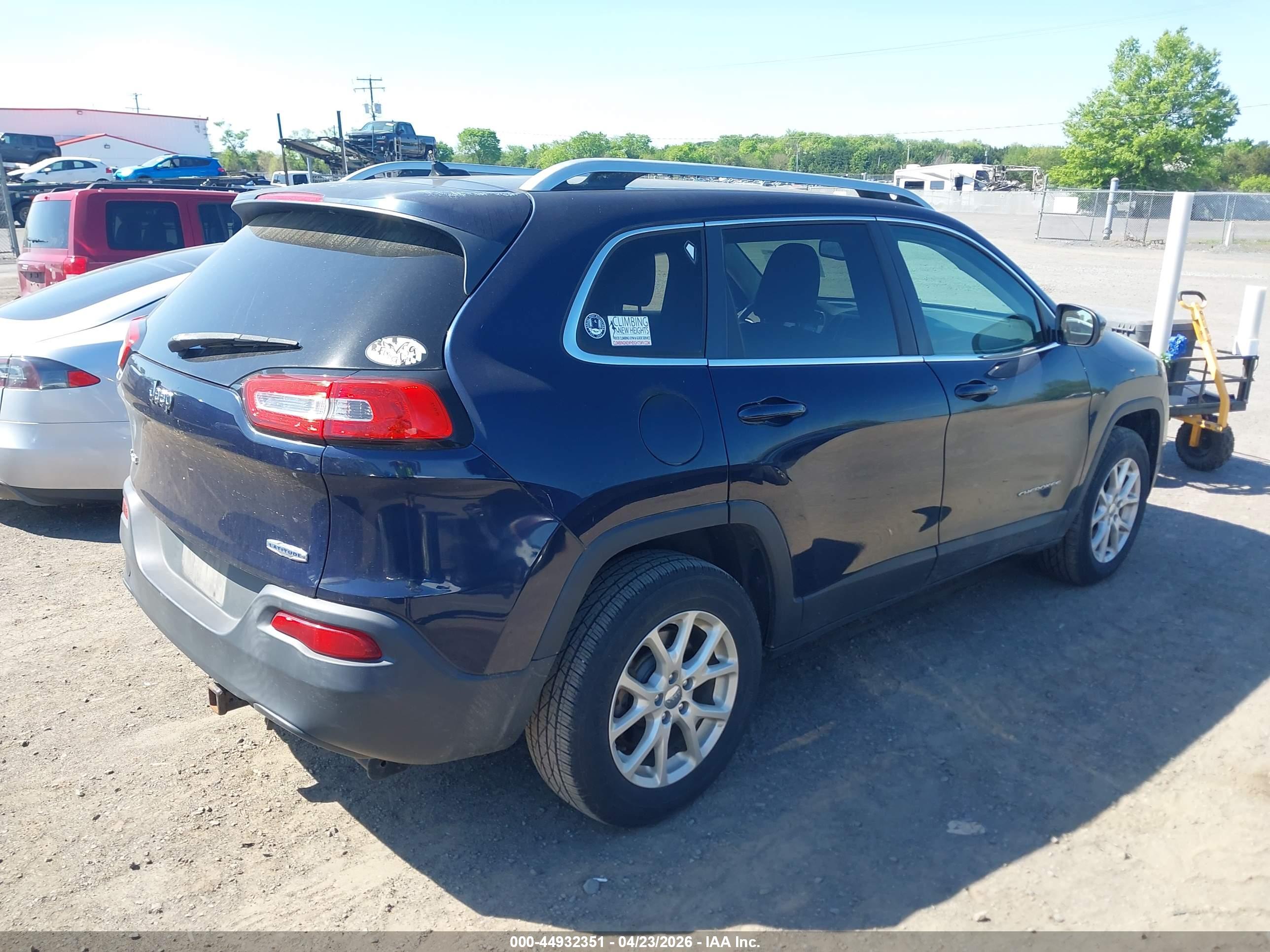 JEEP CHEROKEE image 4