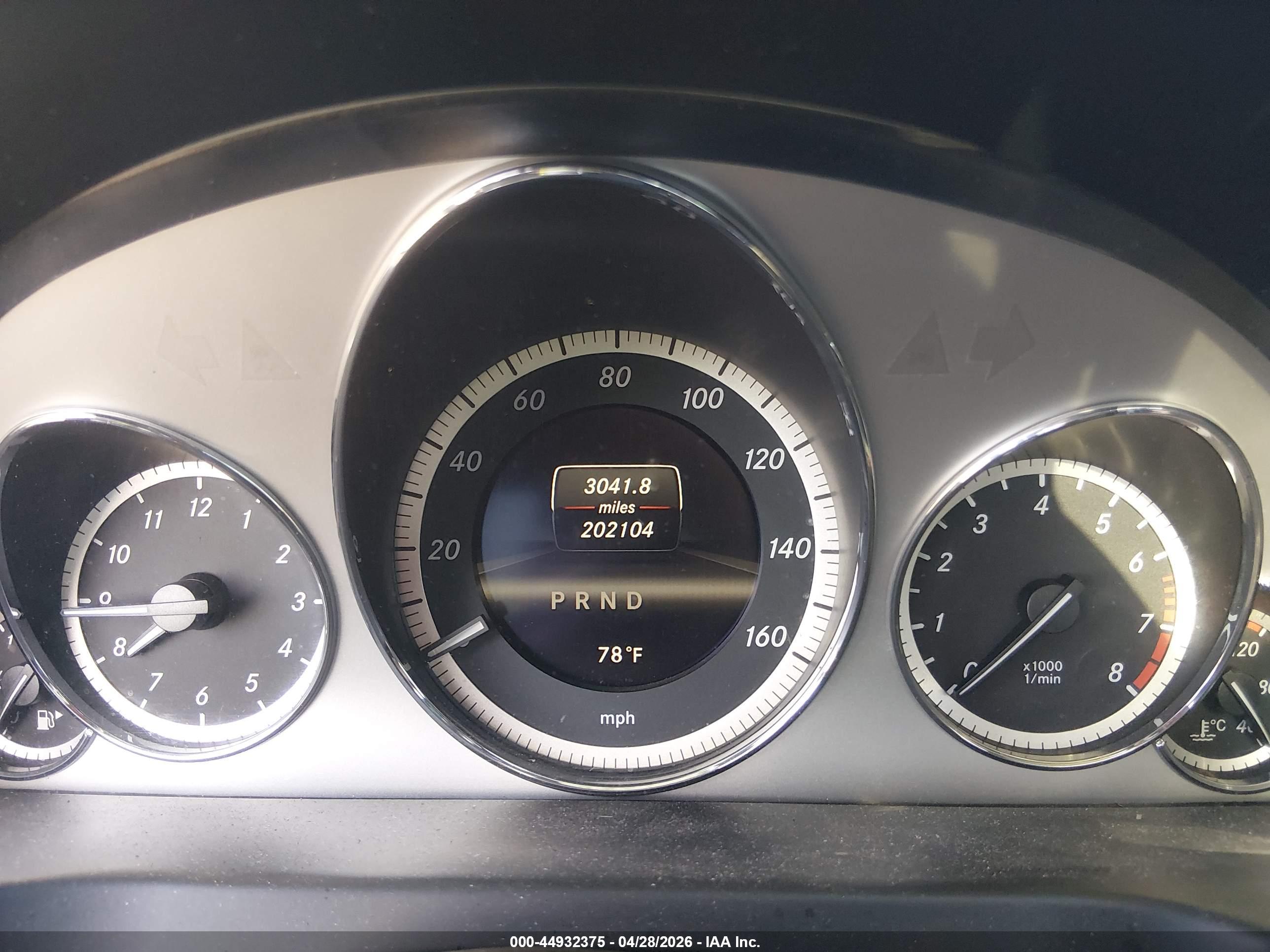 MERCEDES-BENZ E image 7