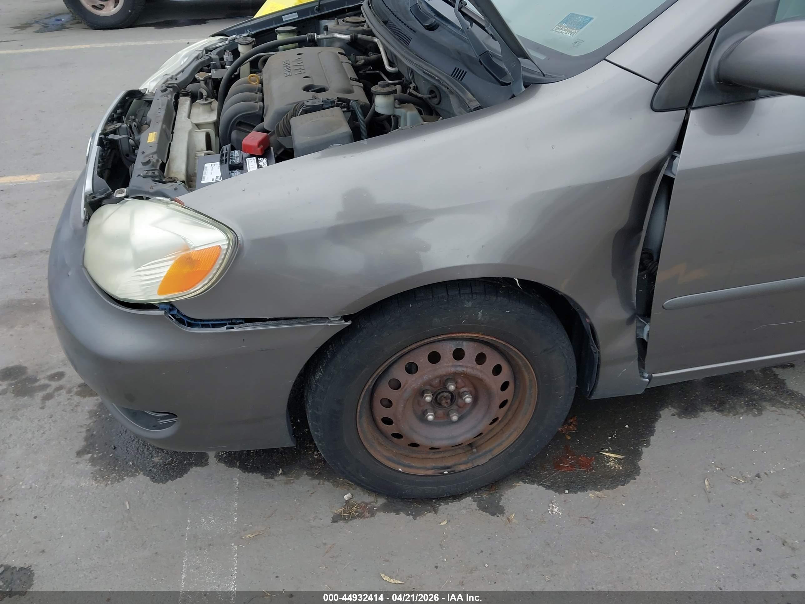 TOYOTA COROLLA image 6