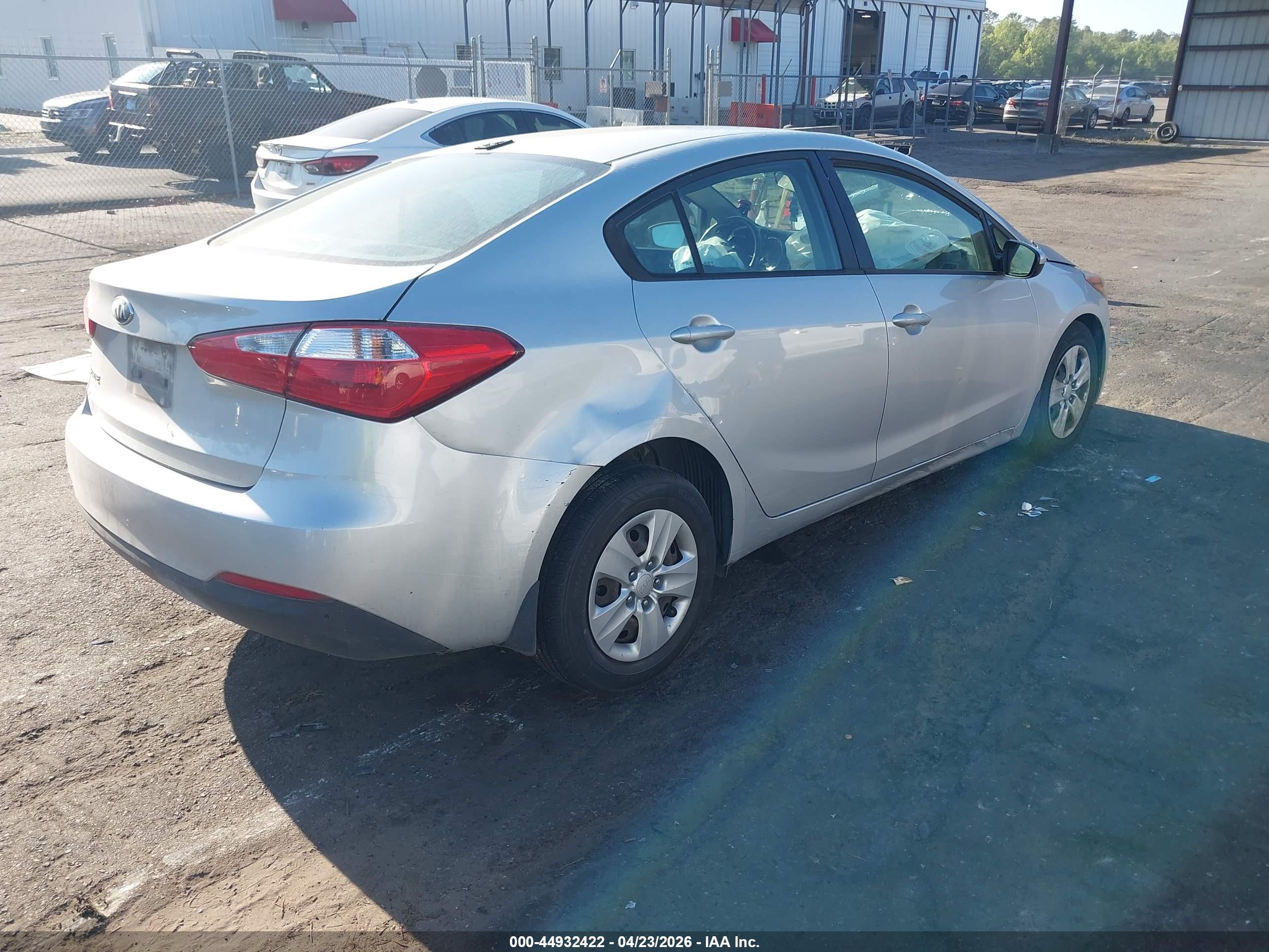 KIA FORTE image 4