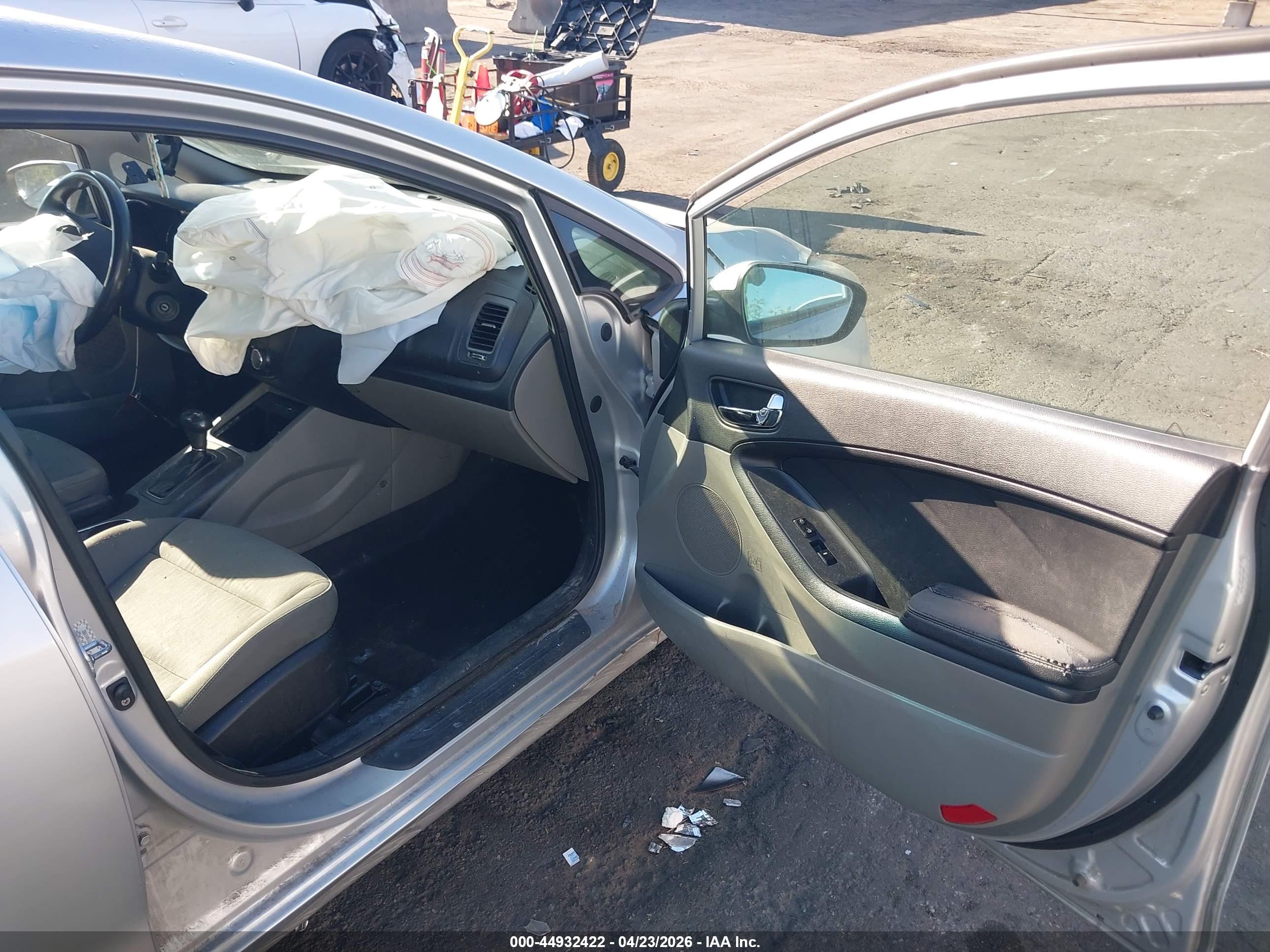 KIA FORTE image 5