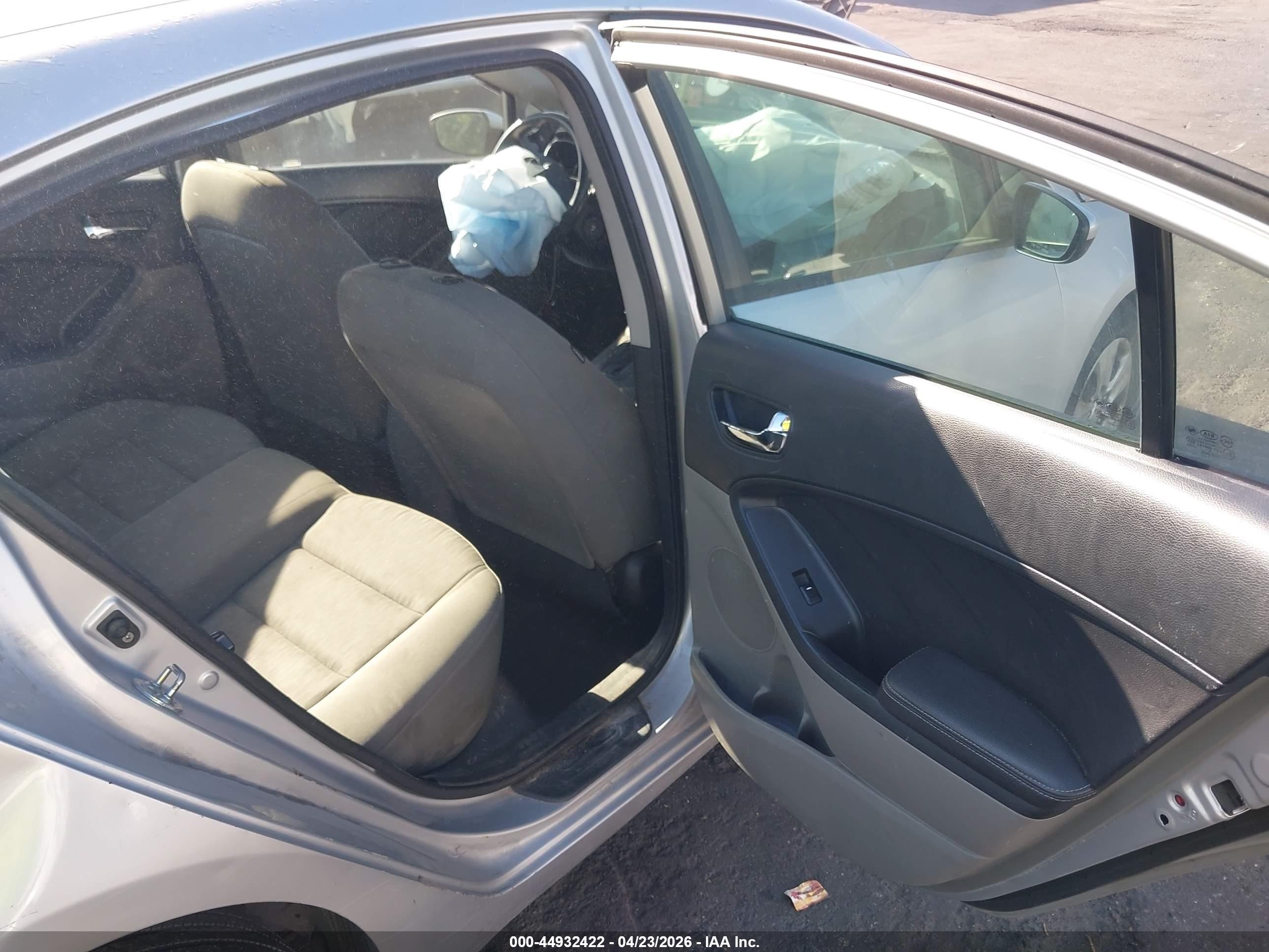 KIA FORTE image 8