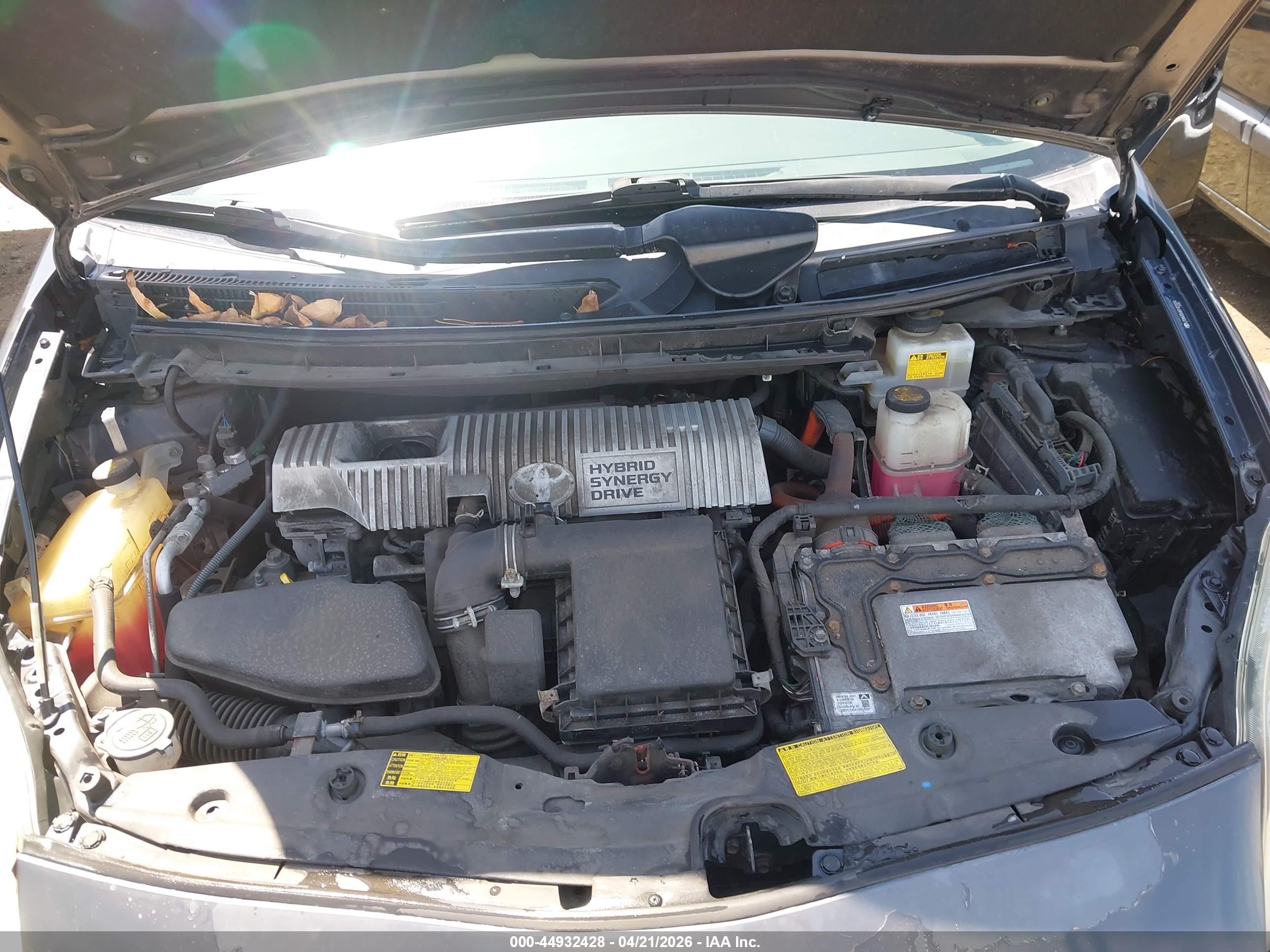 TOYOTA PRIUS image 10