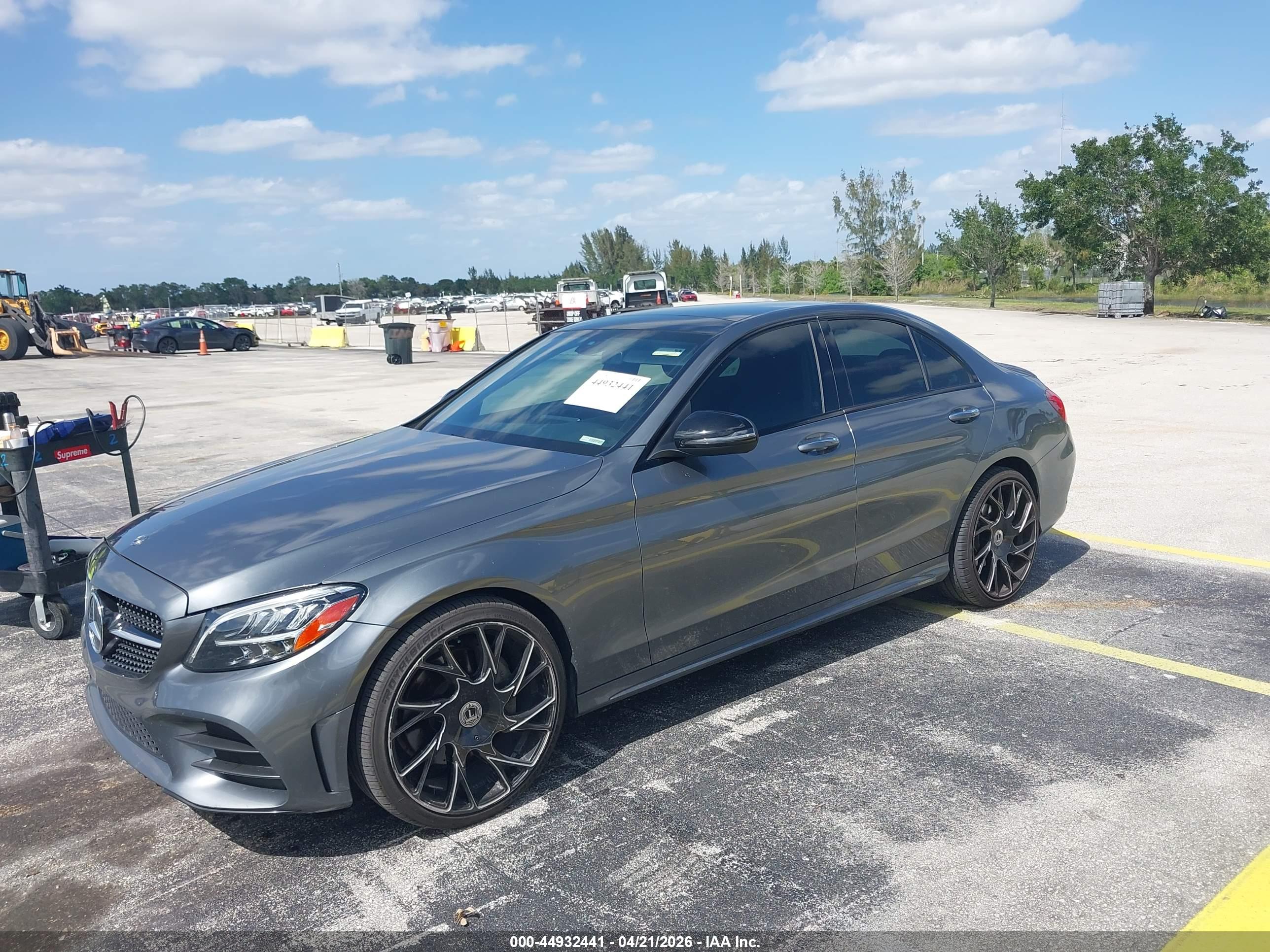 MERCEDES-BENZ C image 2