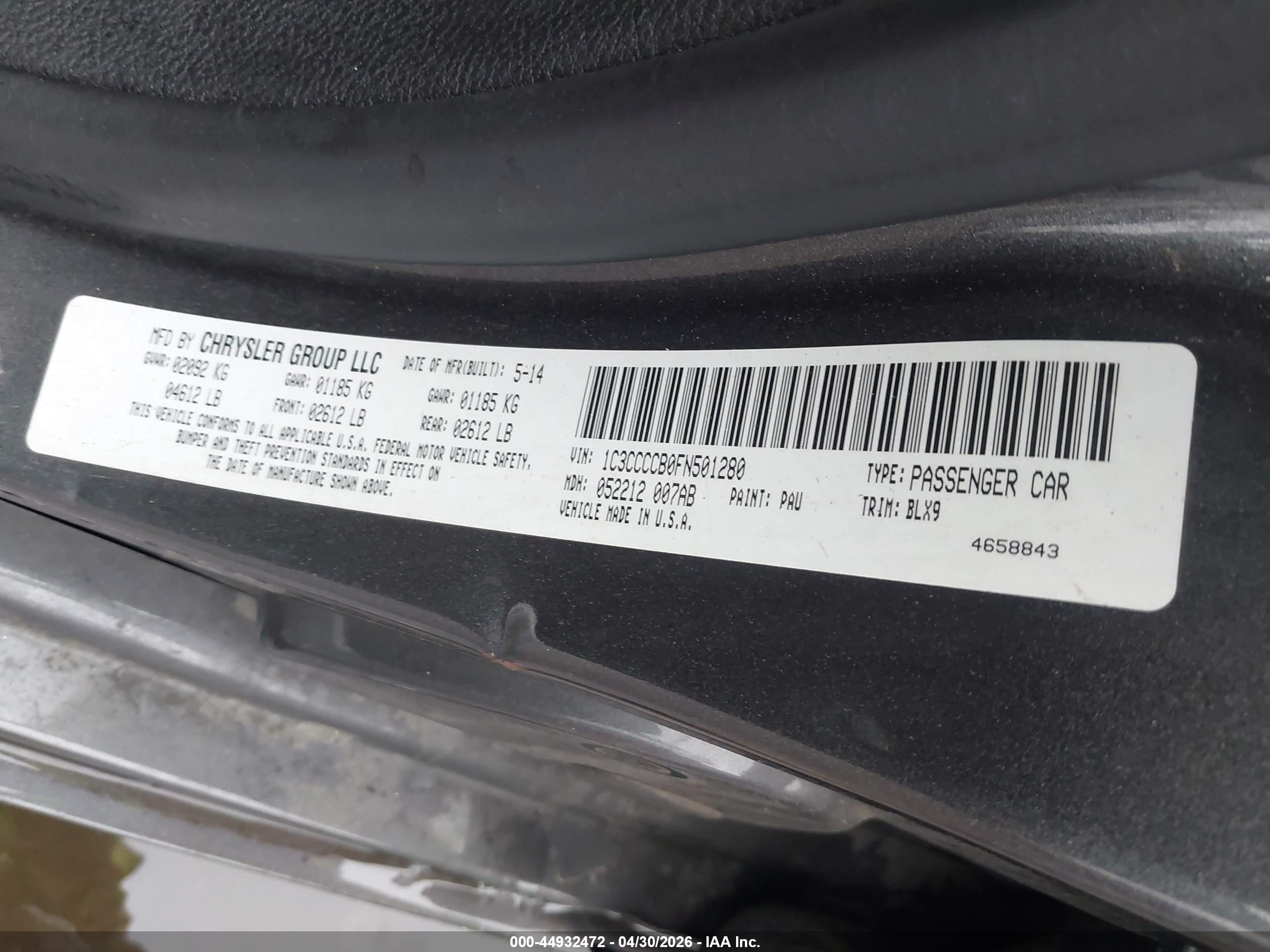 CHRYSLER 200 image 9