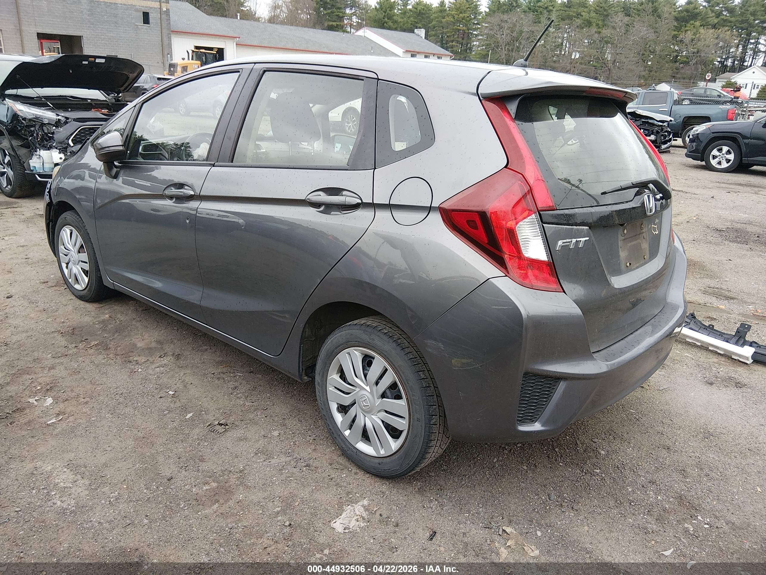 HONDA FIT image 3