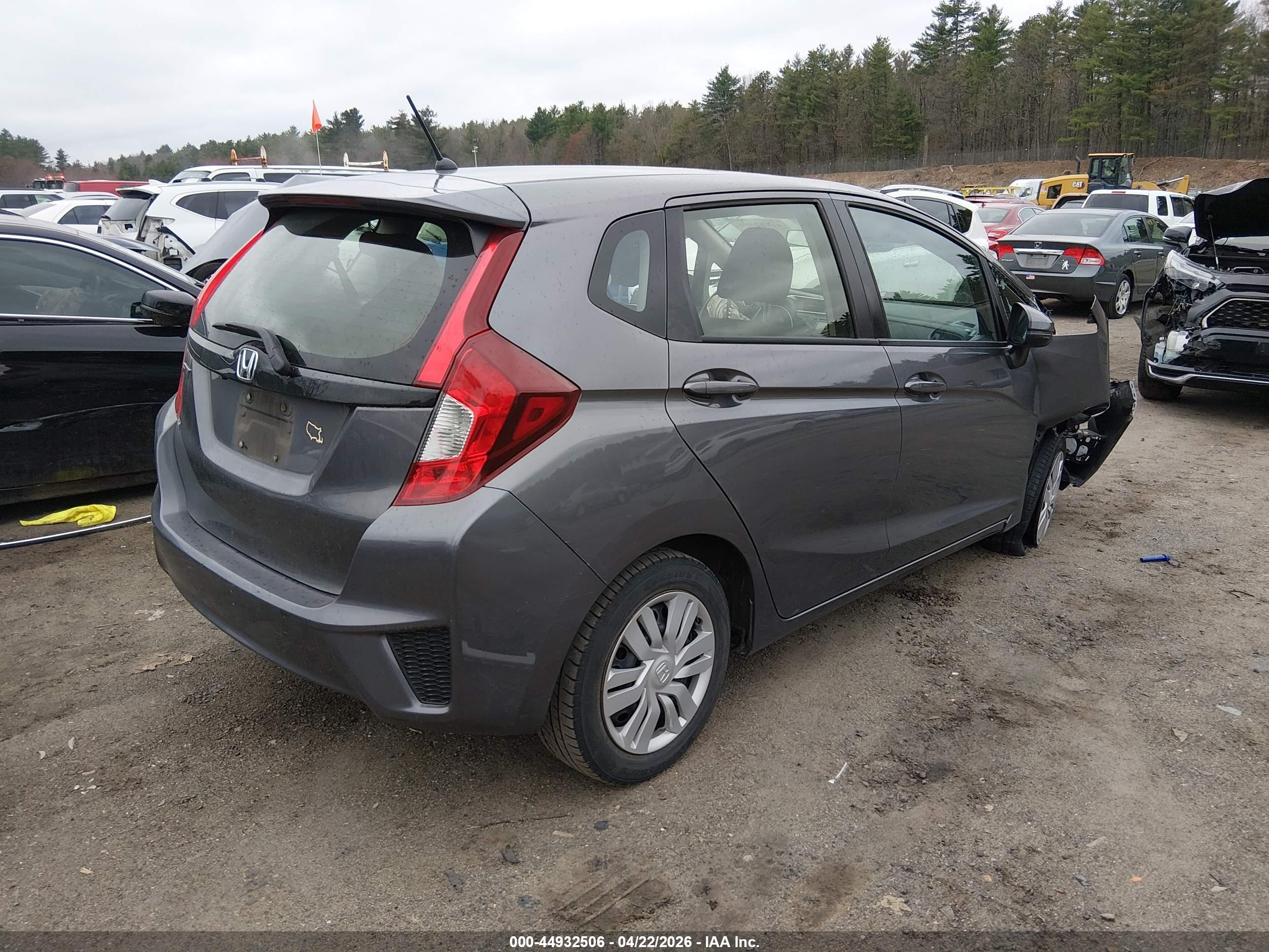 HONDA FIT image 4