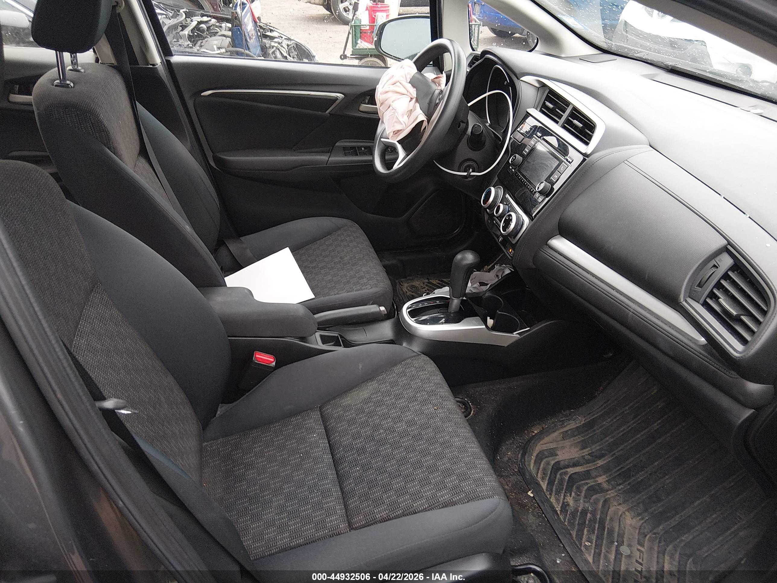 HONDA FIT image 5