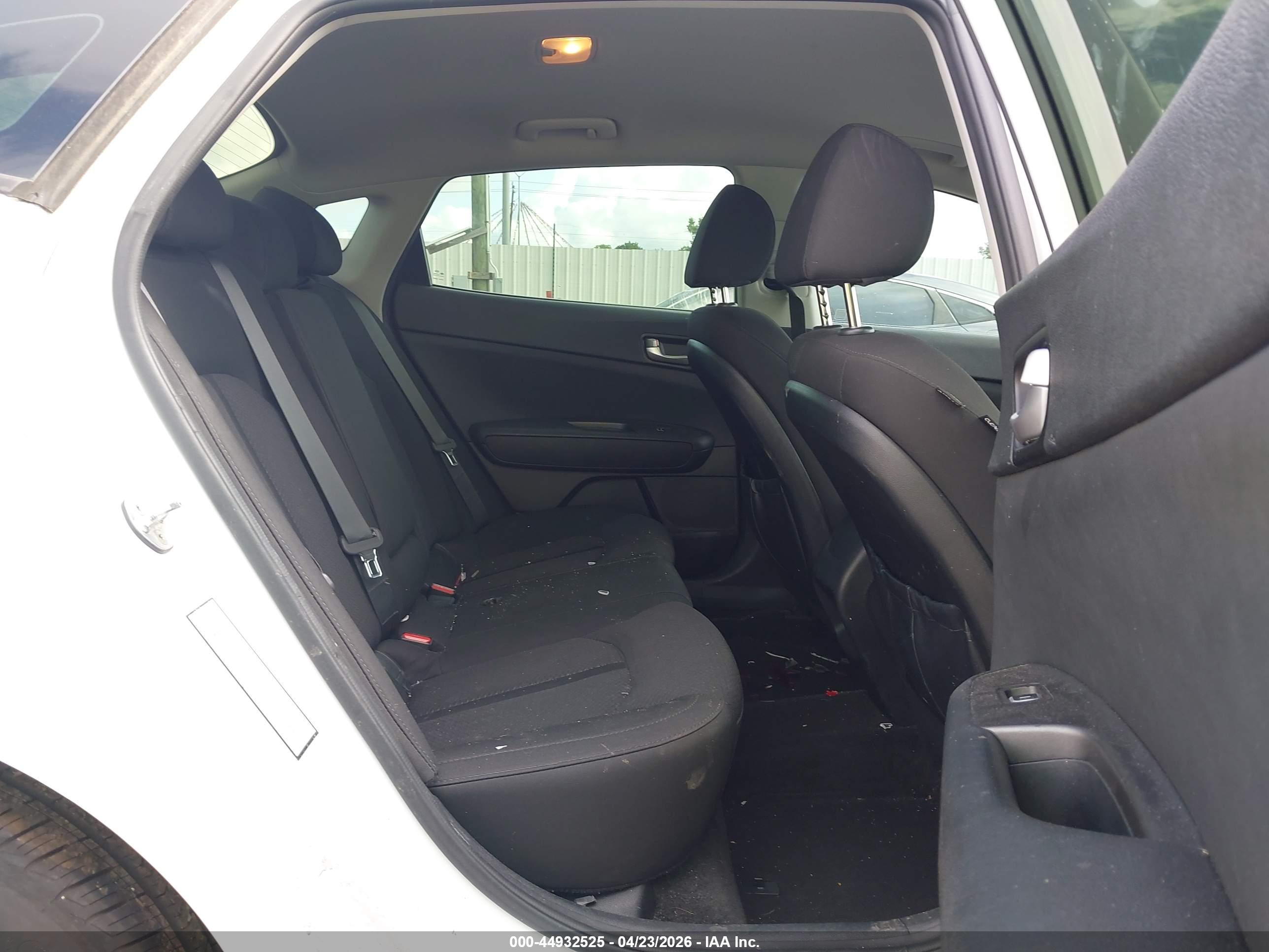 KIA OPTIMA image 8