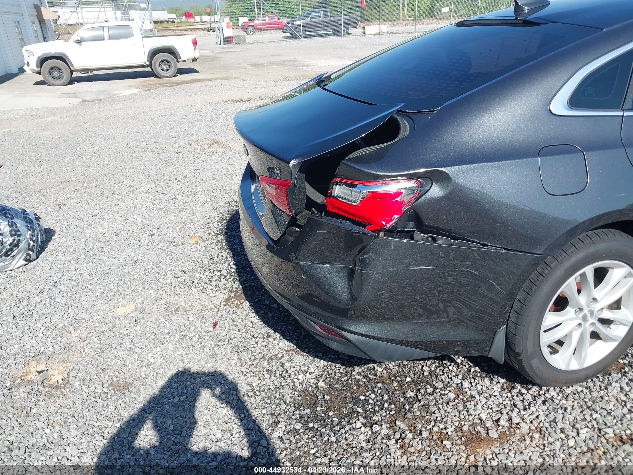 CHEVROLET MALIBU image 6