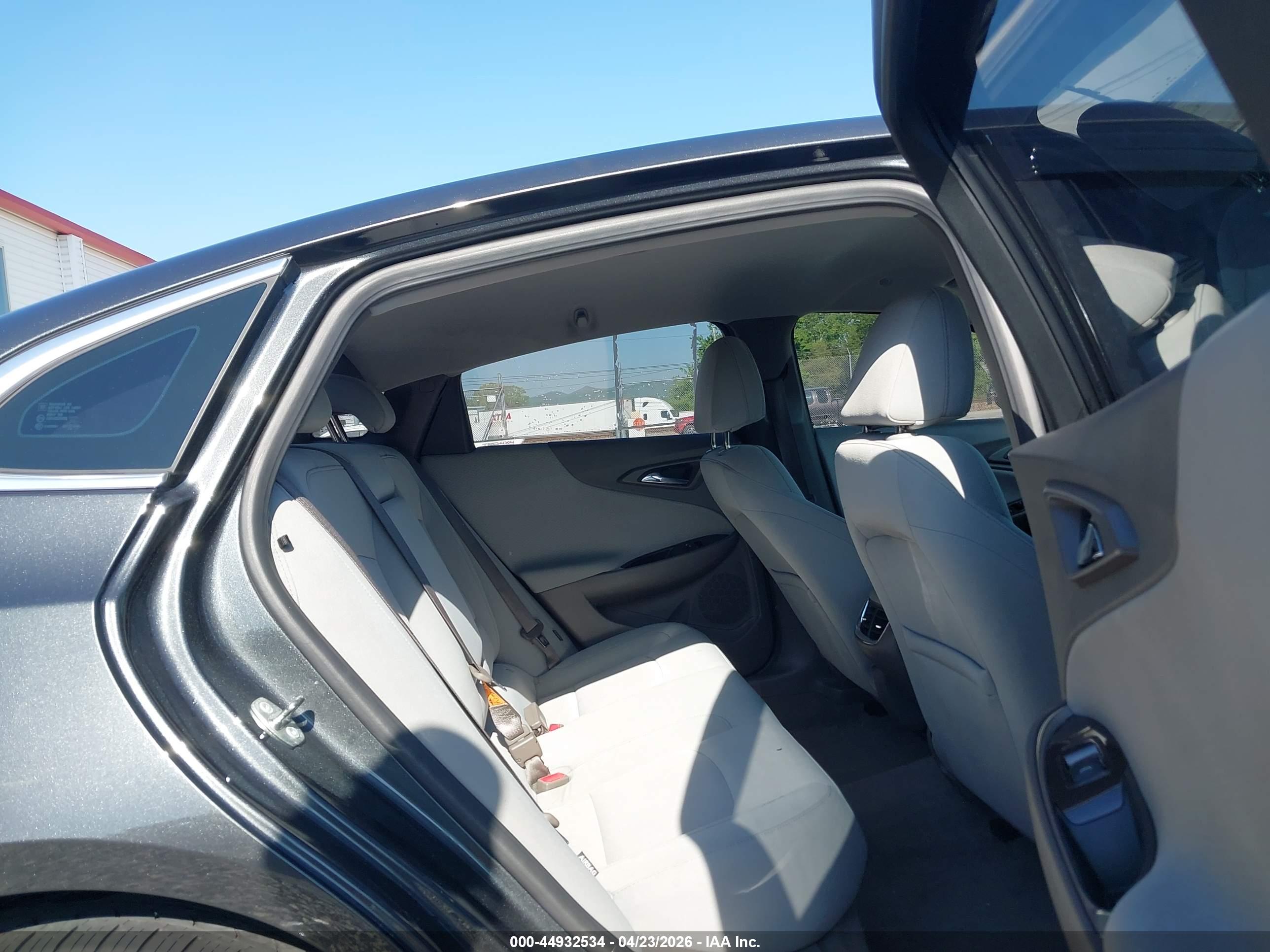 CHEVROLET MALIBU image 8