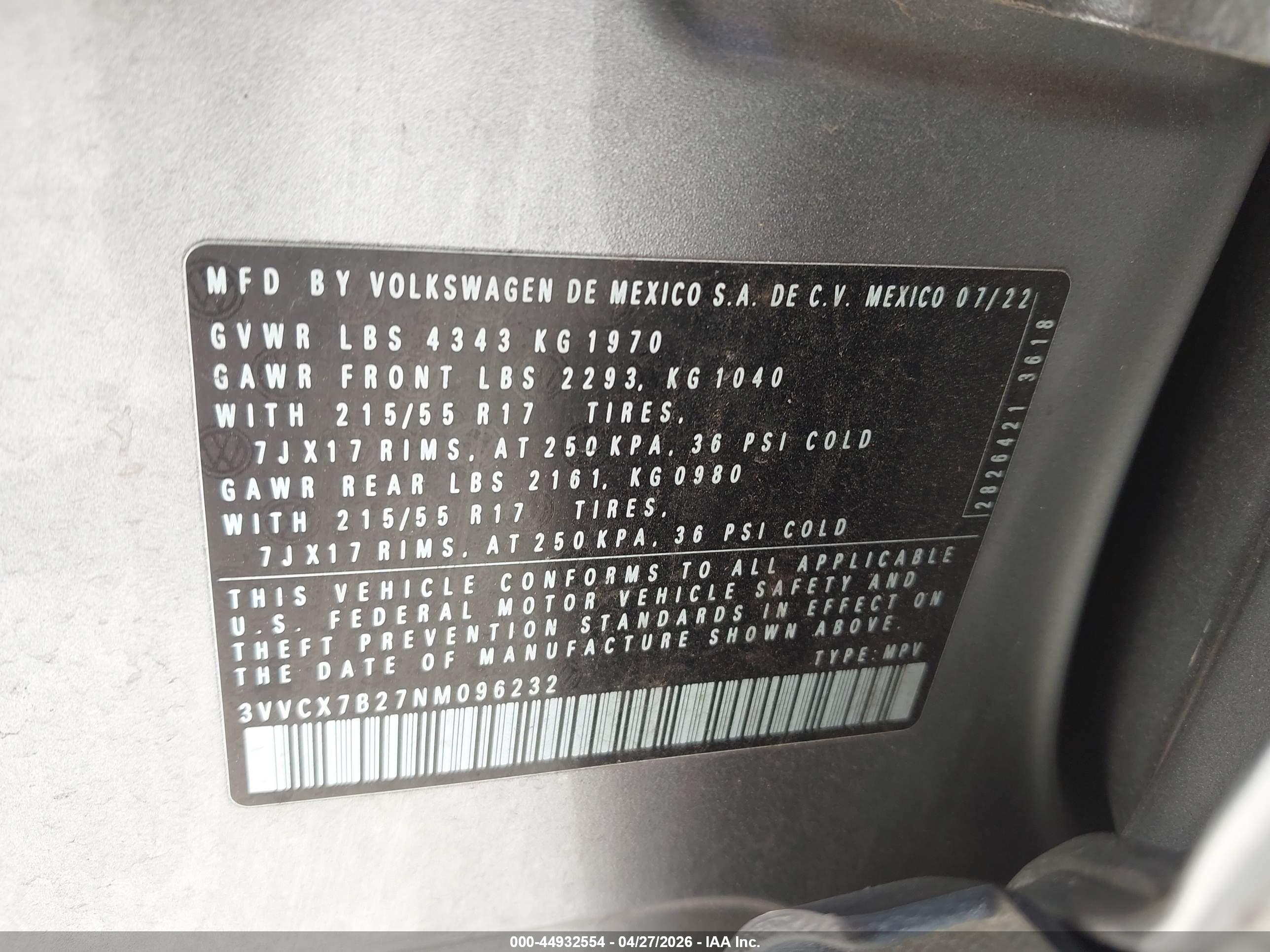 VOLKSWAGEN TAOS image 9
